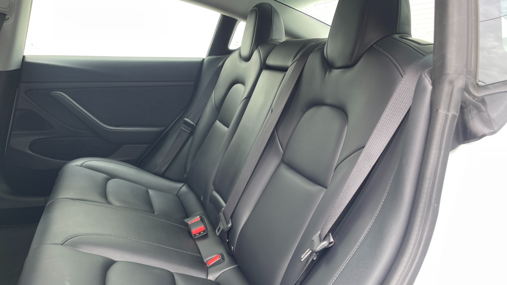 Used 2020 Tesla Model 3 STANDARD RANGE PLUS / AUTOPILOT / STANDARD CONNECTIVITY / PEARL WHITE for sale Sold at Formula Imports in Charlotte NC 28227 36