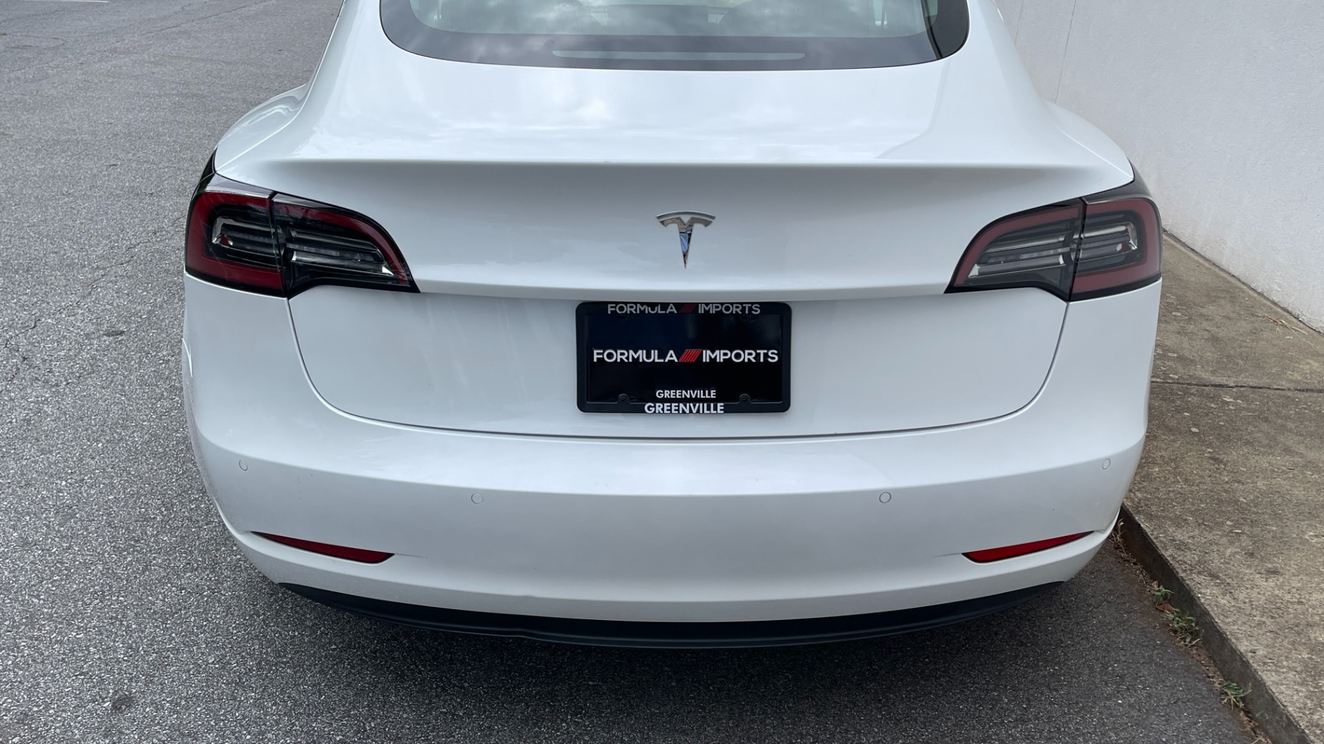 Used 2020 Tesla Model 3 STANDARD RANGE PLUS / AUTOPILOT / STANDARD CONNECTIVITY / PEARL WHITE for sale Sold at Formula Imports in Charlotte NC 28227 6