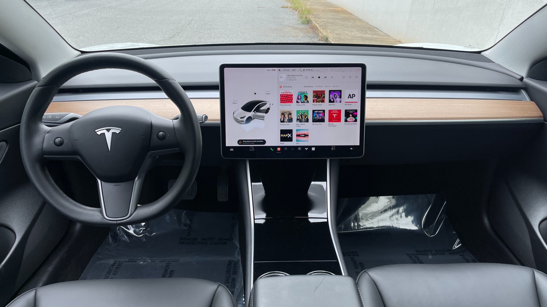Used 2020 Tesla Model 3 STANDARD RANGE PLUS / AUTOPILOT / STANDARD CONNECTIVITY / PEARL WHITE for sale Sold at Formula Imports in Charlotte NC 28227 7