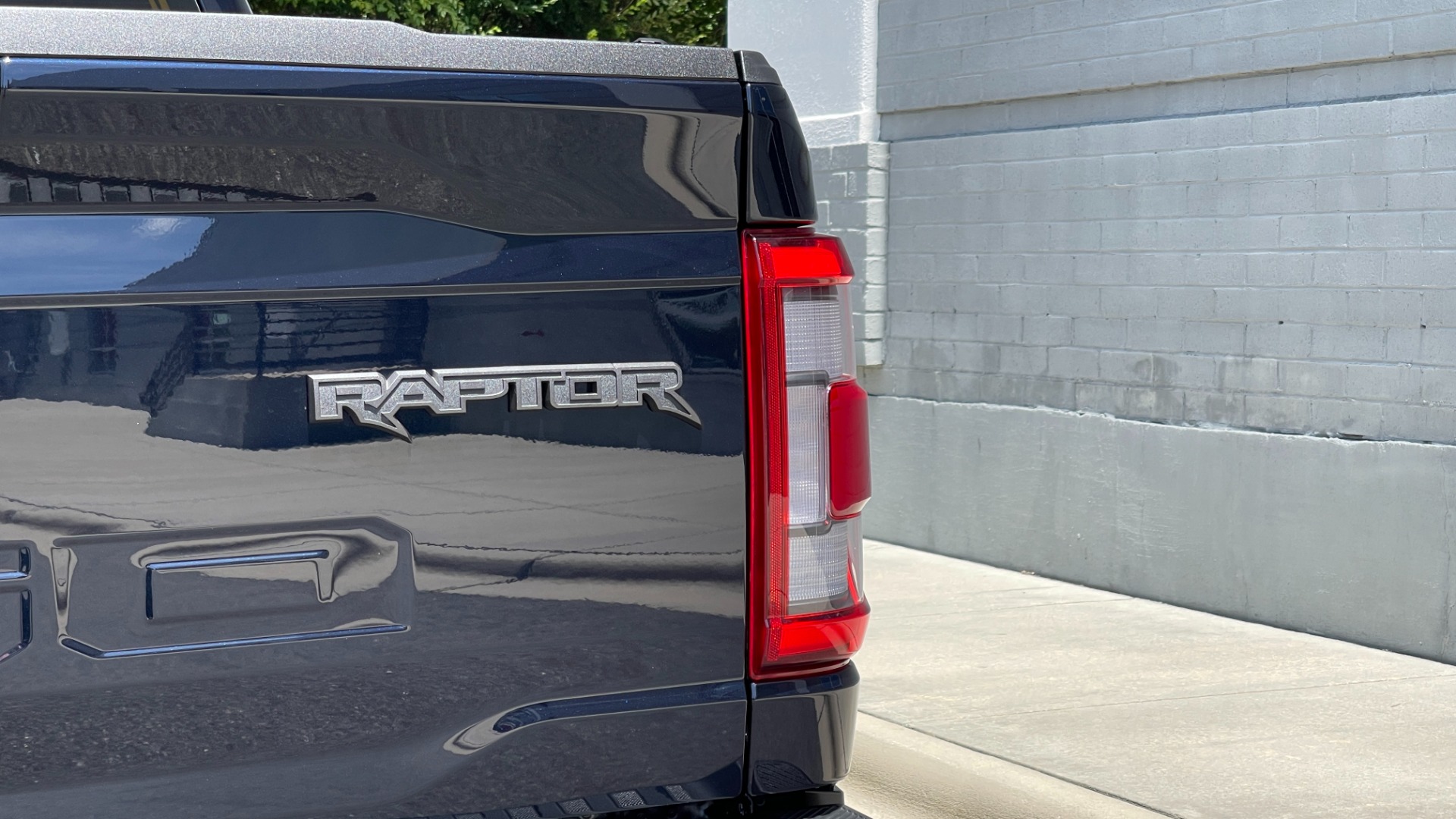 Used 2022 Ford F-150 Raptor for sale Sold at Formula Imports in Charlotte NC 28227 17