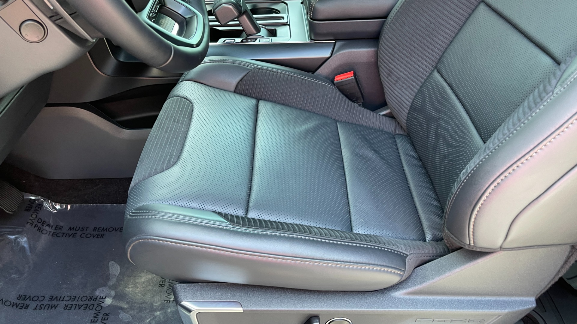 Used 2022 Ford F-150 Raptor for sale Sold at Formula Imports in Charlotte NC 28227 37