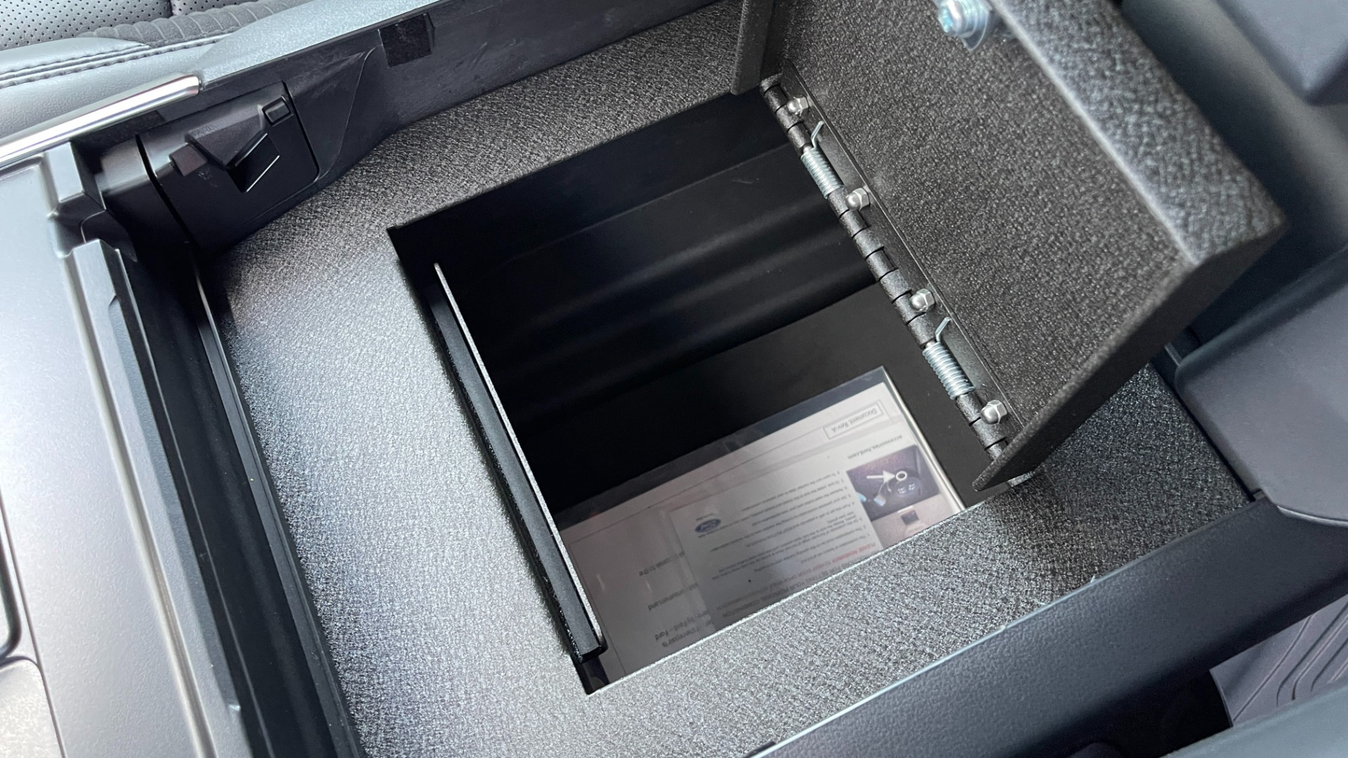 Used 2022 Ford F-150 RAPTOR / FOX SHOCKS / CONSOLE SAFE / 802A PACK for sale $98,495 at Formula Imports in Charlotte NC 28227 50