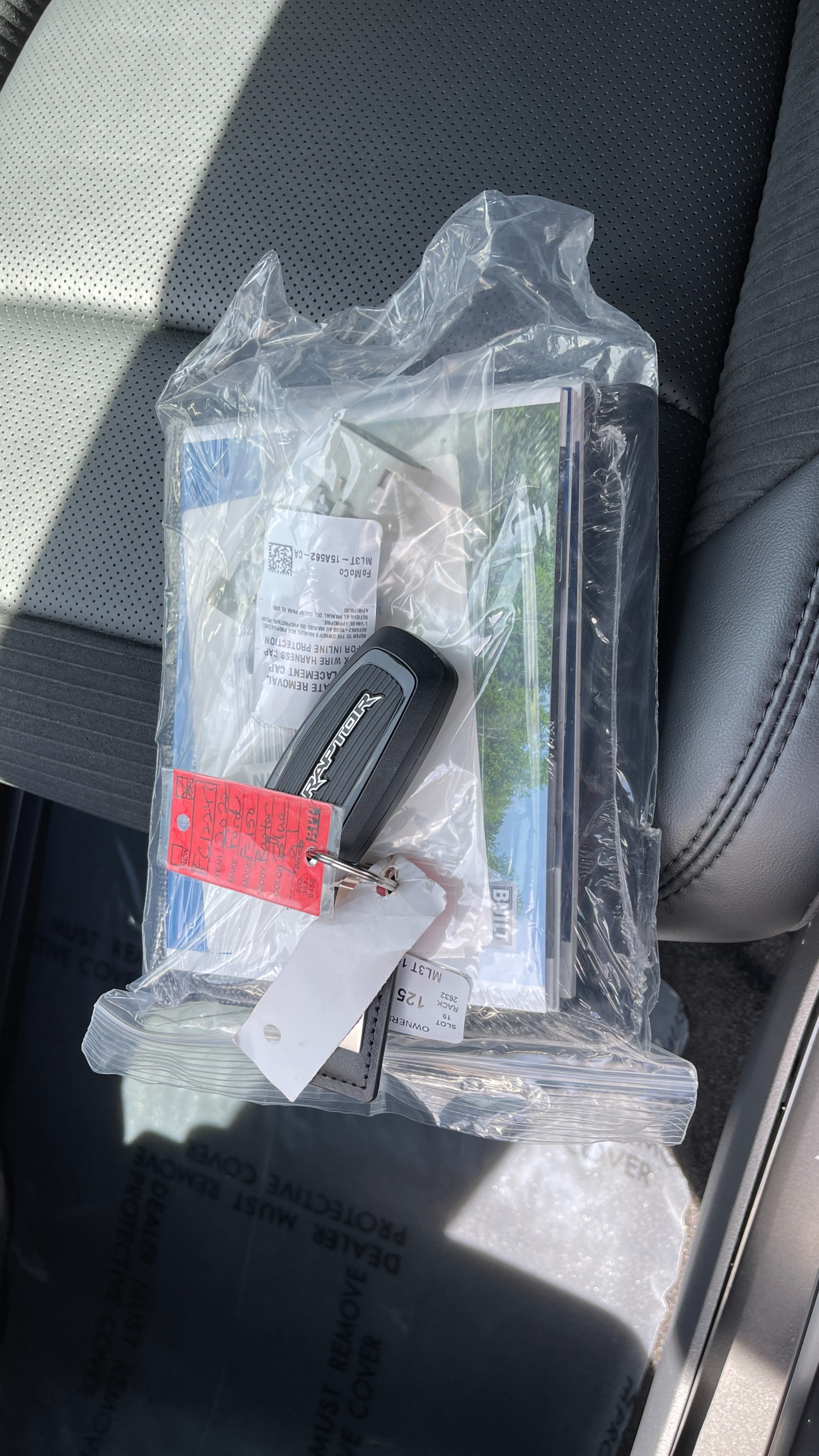 Used 2022 Ford F-150 RAPTOR / FOX SHOCKS / CONSOLE SAFE / 802A PACK for sale $98,495 at Formula Imports in Charlotte NC 28227 52