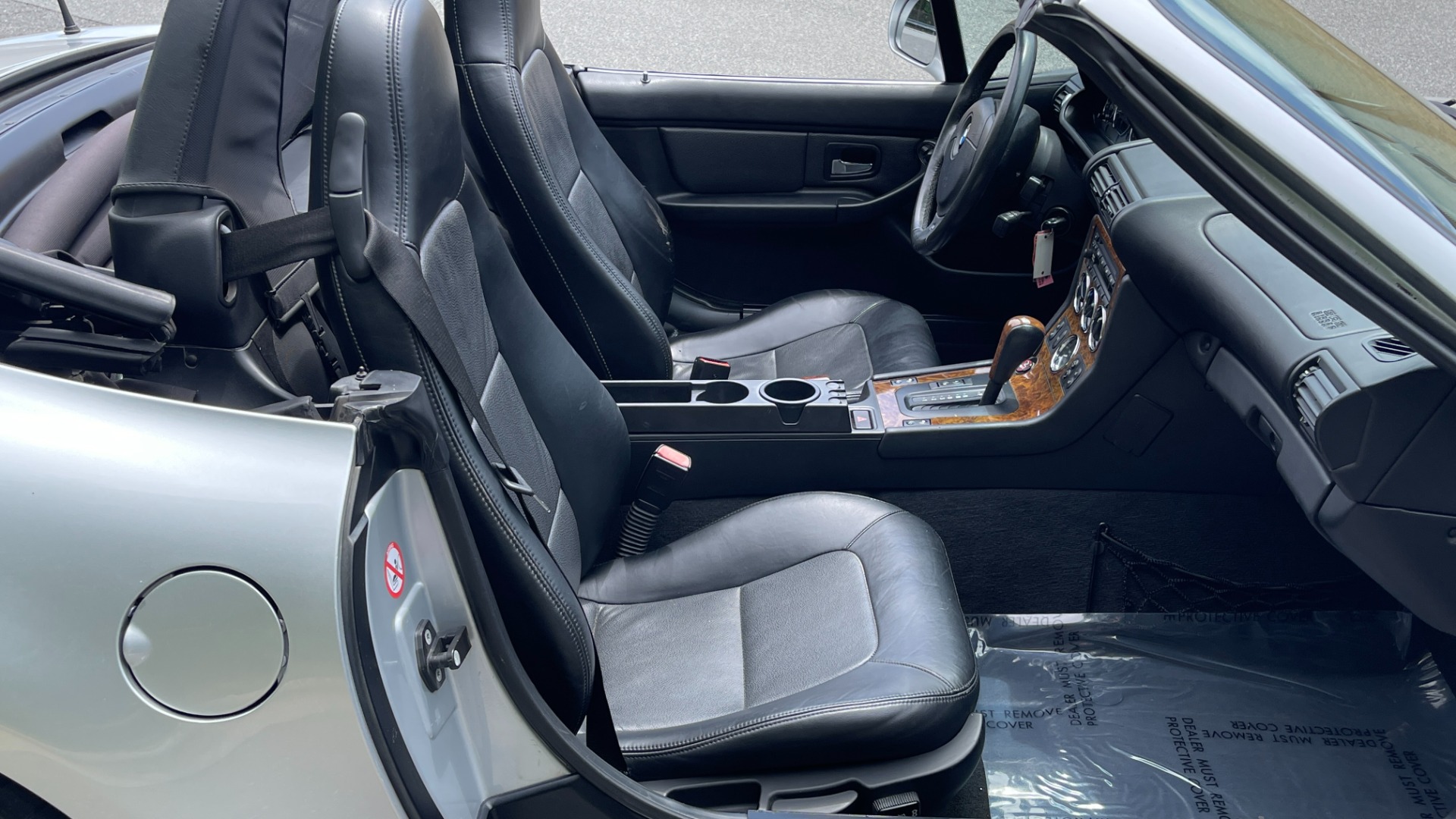 Used 2000 BMW Z3 2.5L / CONVERTIBLE / PWR TOP / AUTOMATIC / HEATED SEATS / LEATHER for sale $12,995 at Formula Imports in Charlotte NC 28227 28