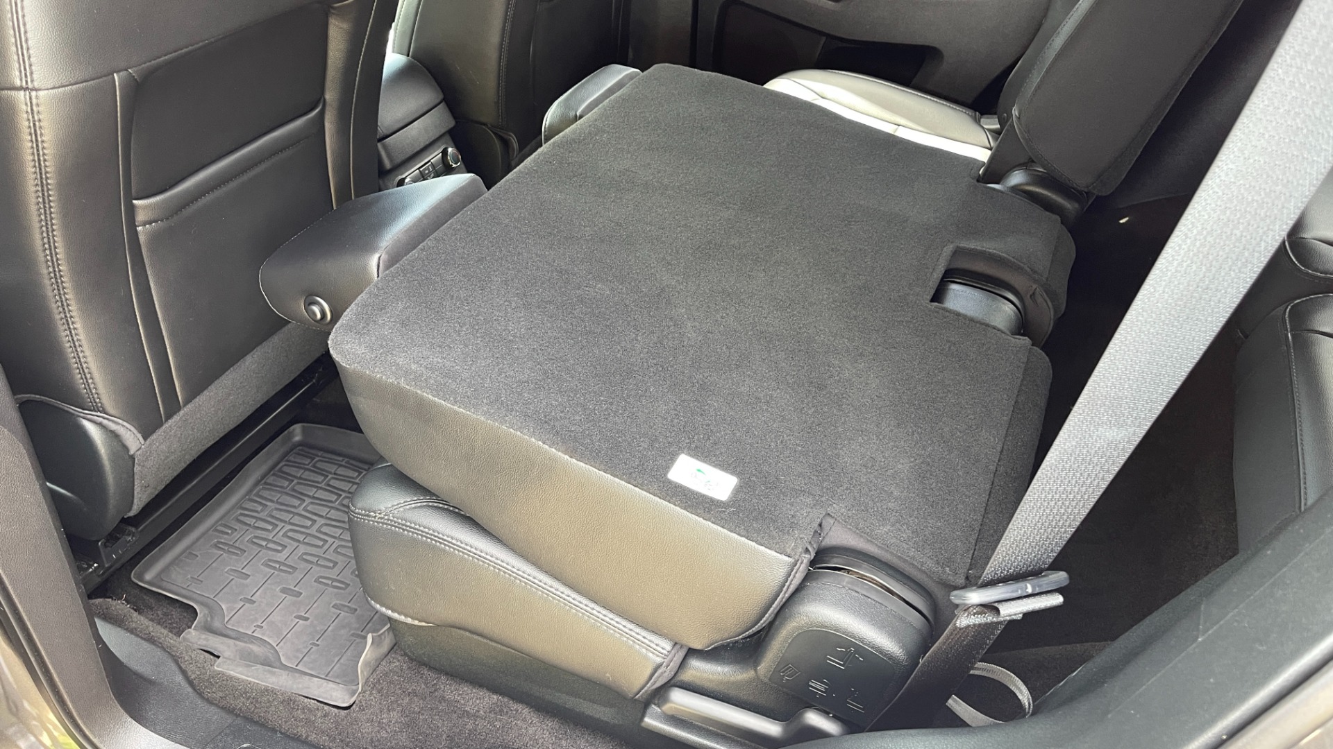 Used 2018 Ford Explorer XLT / REMOTE START / LEATHER / 3RD ROW / 20IN WHEELS for sale $31,495 at Formula Imports in Charlotte NC 28227 26