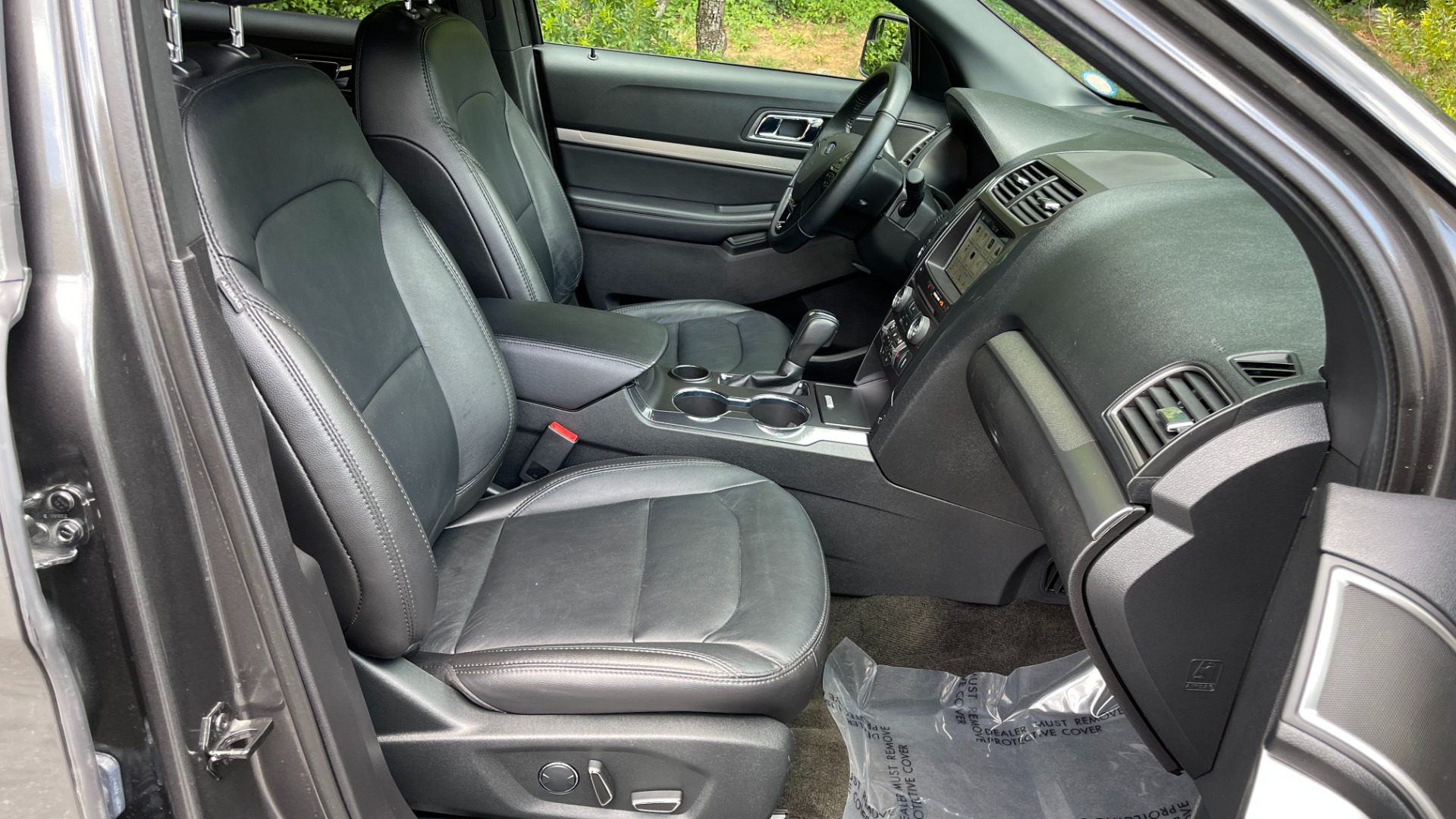 Used 2018 Ford Explorer XLT / REMOTE START / LEATHER / 3RD ROW / 20IN WHEELS for sale $31,495 at Formula Imports in Charlotte NC 28227 34