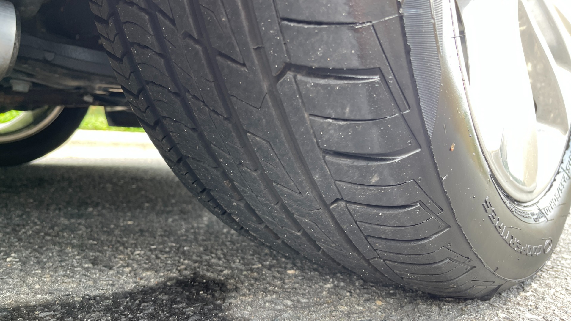 Used 2018 Ford Explorer XLT / REMOTE START / LEATHER / 3RD ROW / 20IN WHEELS for sale $31,495 at Formula Imports in Charlotte NC 28227 55