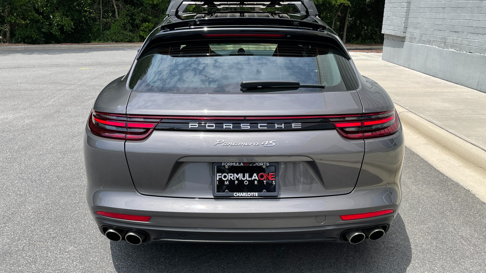 Used 2018 Porsche Panamera Sport Turismo 4S / SPORT TURISMO / PREMIUM / SKI BOX / 21IN SPORT DESIGN WHEELS for sale $89,999 at Formula Imports in Charlotte NC 28227 11
