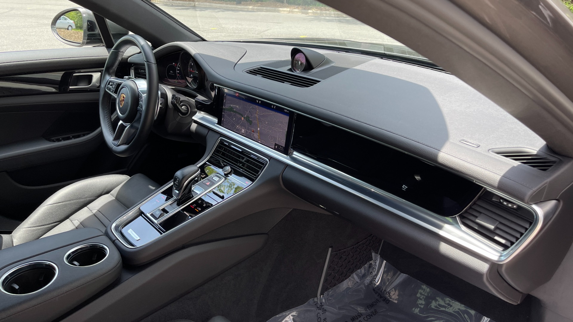 Used 2018 Porsche Panamera 4S / SPORT TURISMO / PREMIUM / SKI BOX / 21IN SPORT DESIGN WHEELS for sale $96,500 at Formula Imports in Charlotte NC 28227 16