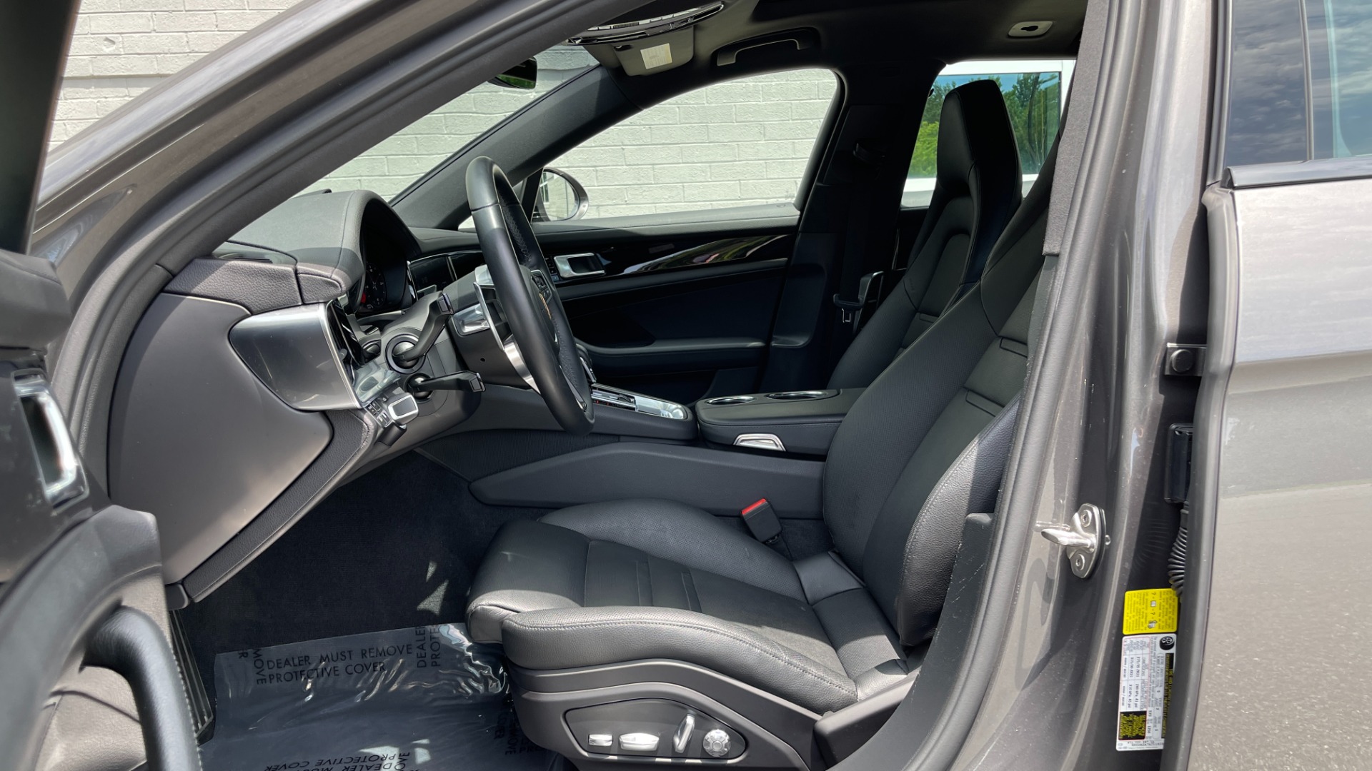 Used 2018 Porsche Panamera Sport Turismo 4S / SPORT TURISMO / PREMIUM / SKI BOX / 21IN SPORT DESIGN WHEELS for sale $89,999 at Formula Imports in Charlotte NC 28227 18