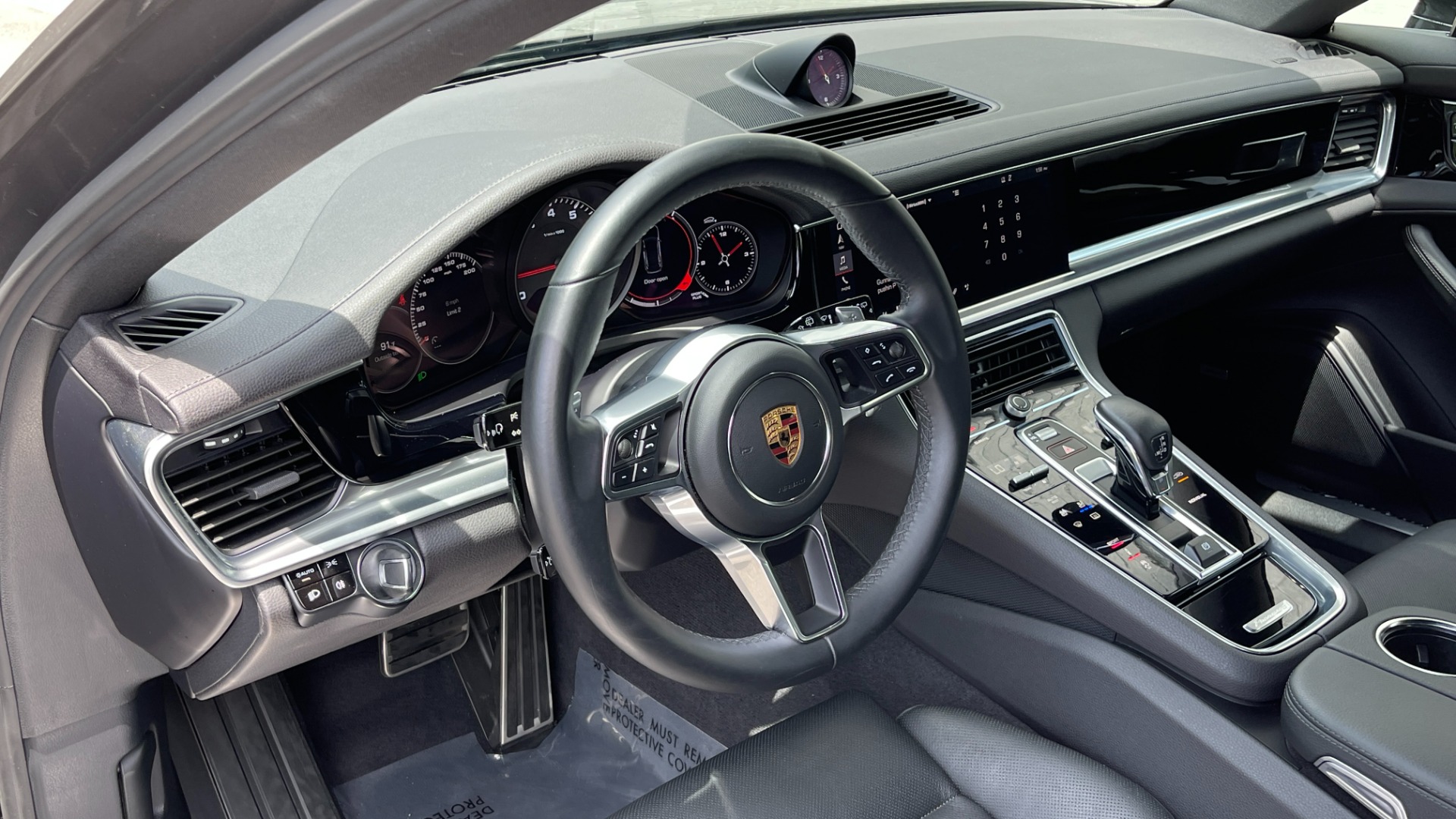 Used 2018 Porsche Panamera 4S / SPORT TURISMO / PREMIUM / SKI BOX / 21IN SPORT DESIGN WHEELS for sale $96,500 at Formula Imports in Charlotte NC 28227 19