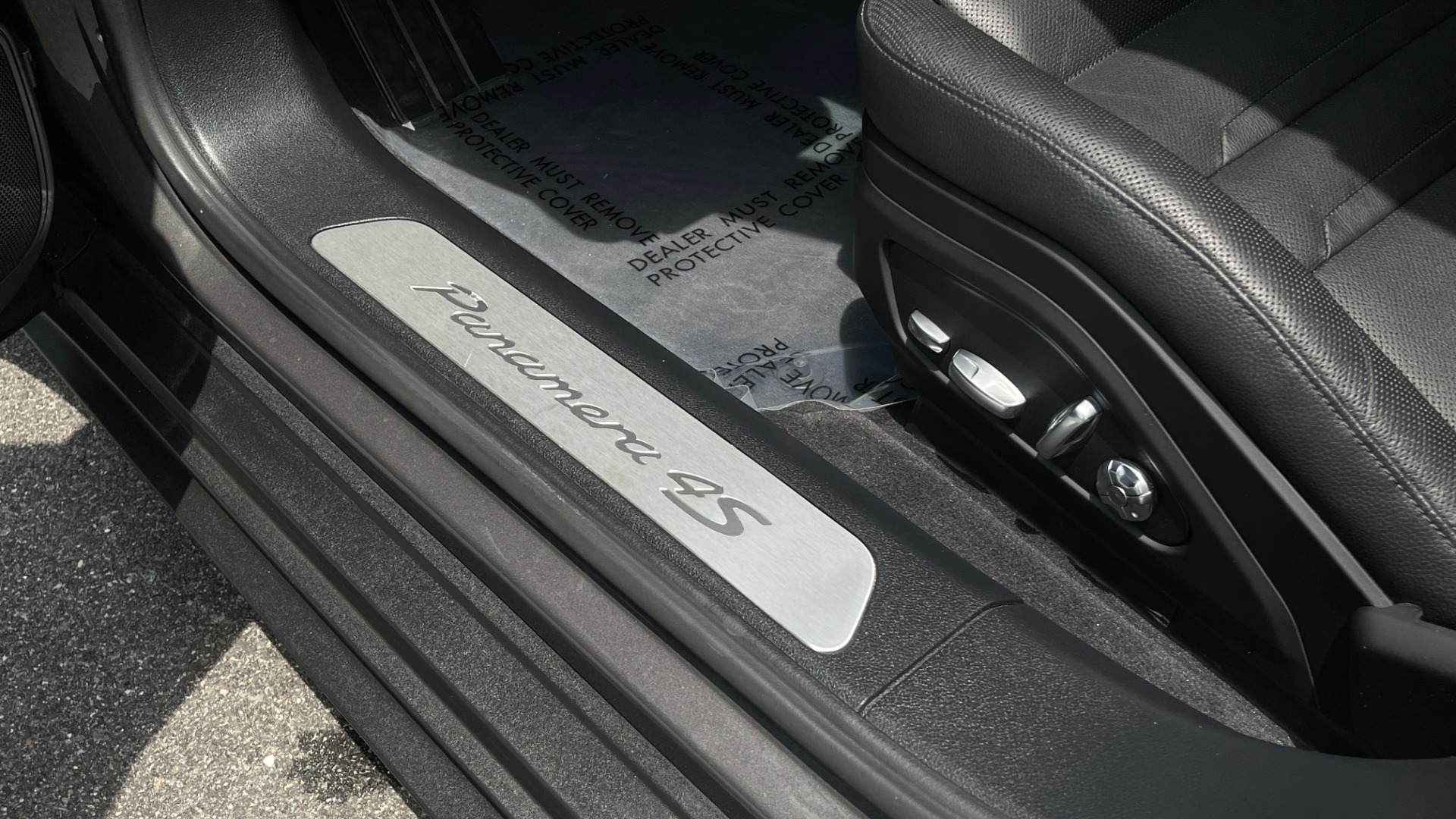 Used 2018 Porsche Panamera 4S / SPORT TURISMO / PREMIUM / SKI BOX / 21IN SPORT DESIGN WHEELS for sale $96,500 at Formula Imports in Charlotte NC 28227 50
