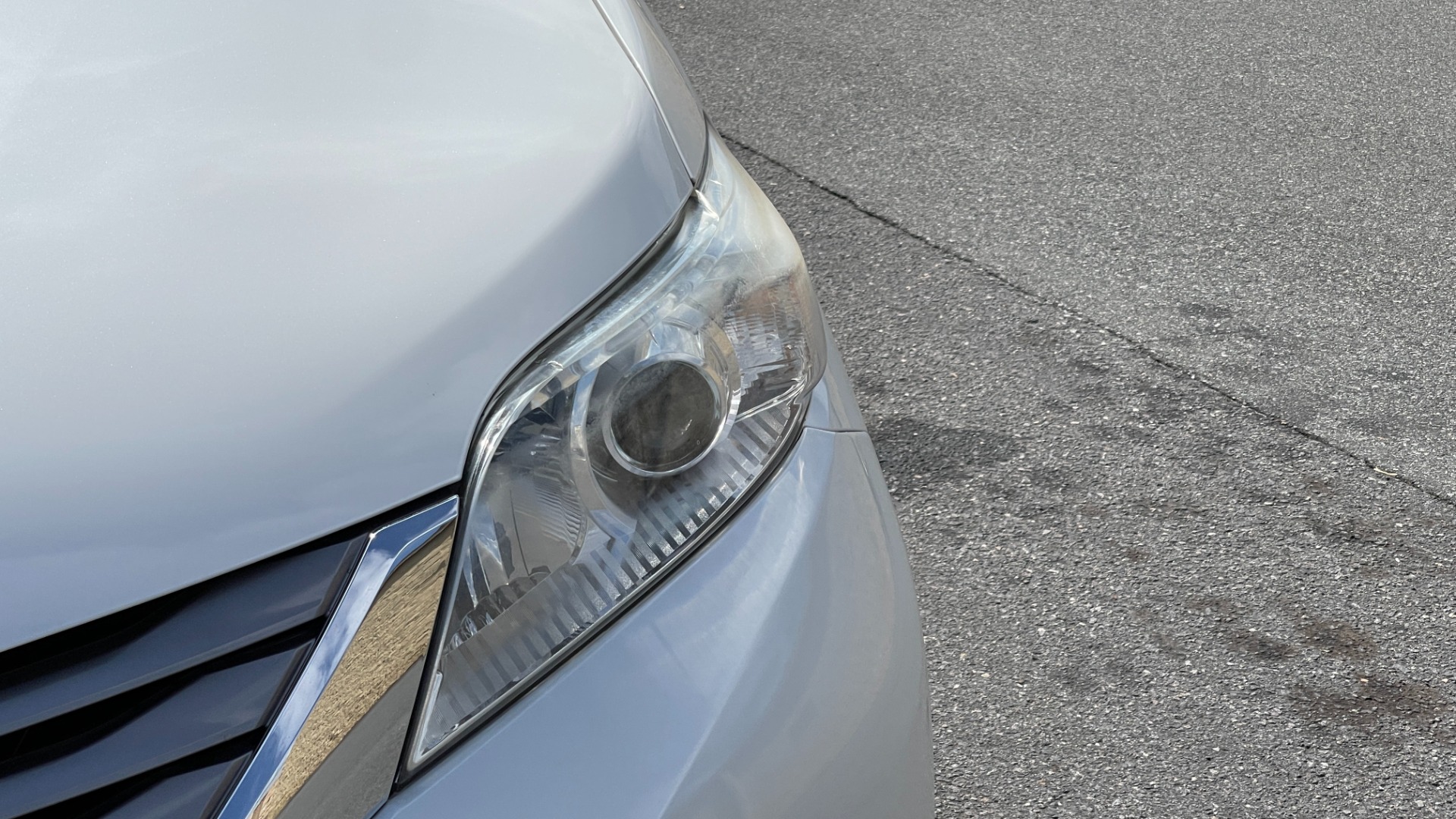 Used 2016 Toyota Sienna XLE / NAVIGATION PACK / REAVIEW / PARKING ASSIST / ENTUNE DISPLAY for sale Sold at Formula Imports in Charlotte NC 28227 32