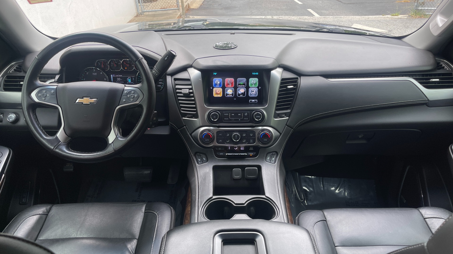 Used 2019 Chevrolet Suburban LT / LEATHER / 4WD / 8IN TOUCH SCREEN / NAVIGATION for sale $36,995 at Formula Imports in Charlotte NC 28227 11