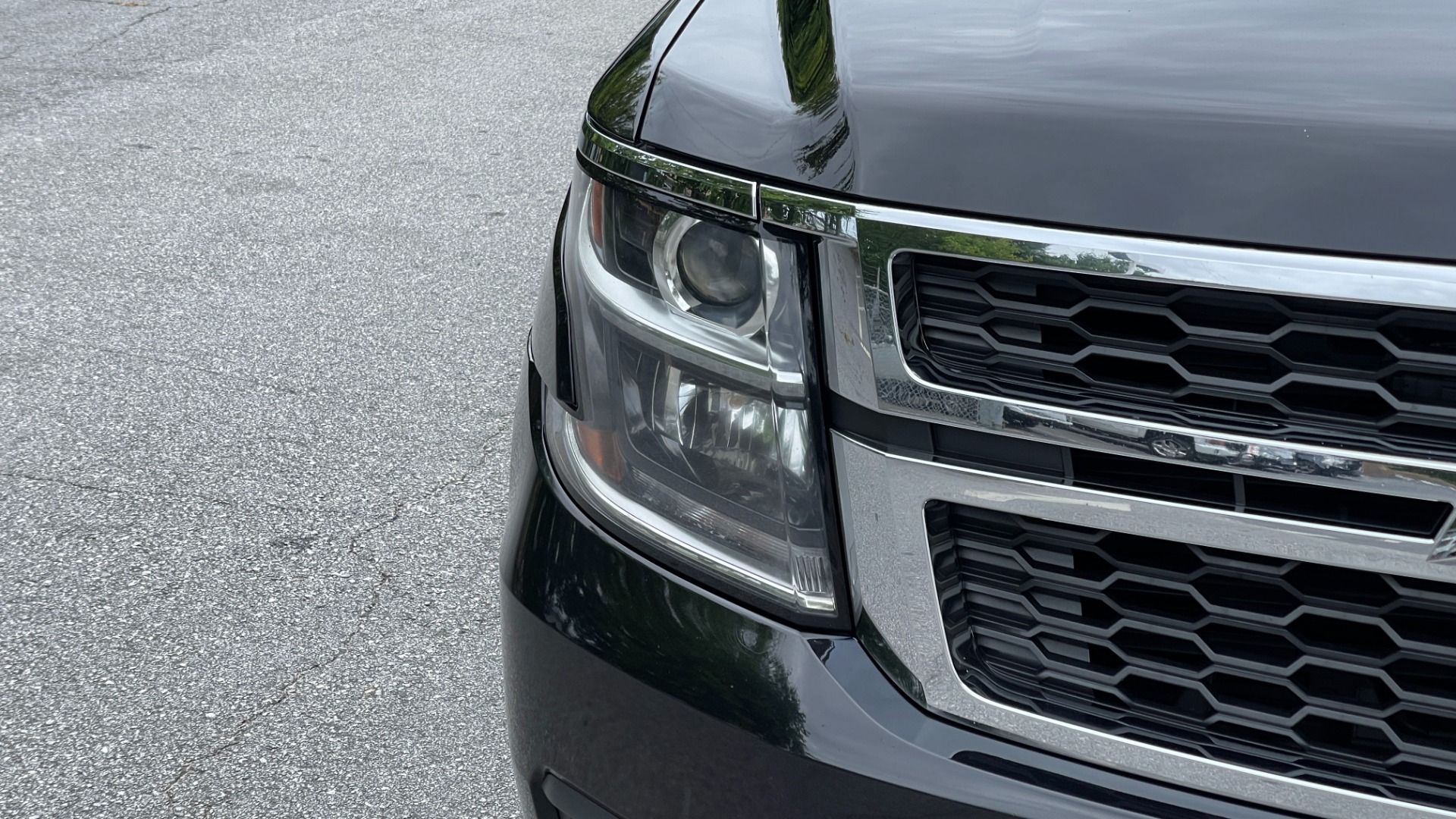 Used 2019 Chevrolet Suburban LT / LEATHER / 4WD / 8IN TOUCH SCREEN / NAVIGATION for sale $36,995 at Formula Imports in Charlotte NC 28227 28