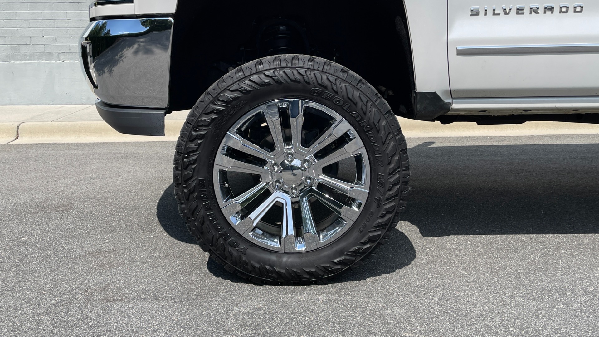 Used 2017 Chevrolet Silverado 1500 LTZ / LIFTED / INTAKE / SOUND SYSTEM / CHROME WHEELS for sale $41,595 at Formula Imports in Charlotte NC 28227 54