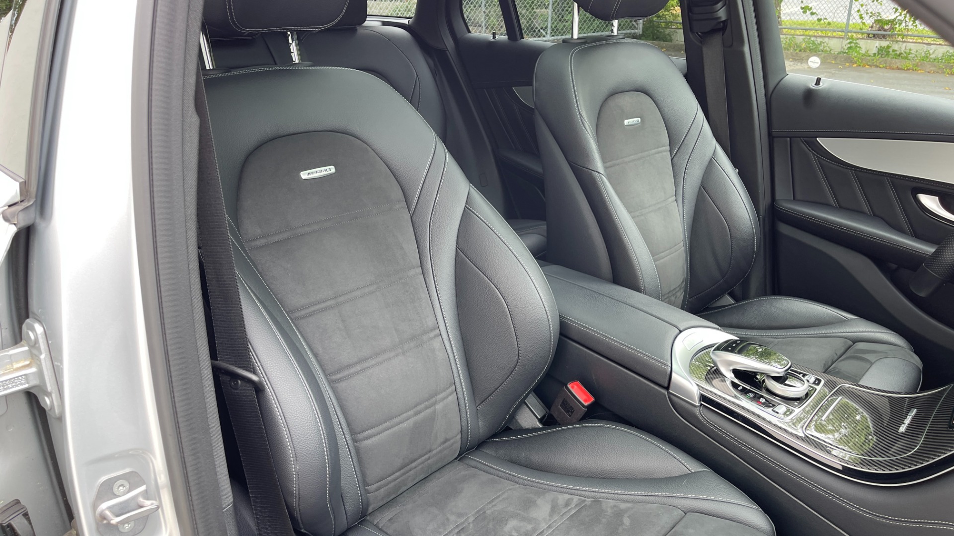 Used 2019 Mercedes-Benz GLC AMG GLC 63 / 4MATIC+ / PANORAMIC ROOF / CARBON FIBER / LIGHT PACKAGE / PERF for sale Sold at Formula Imports in Charlotte NC 28227 14