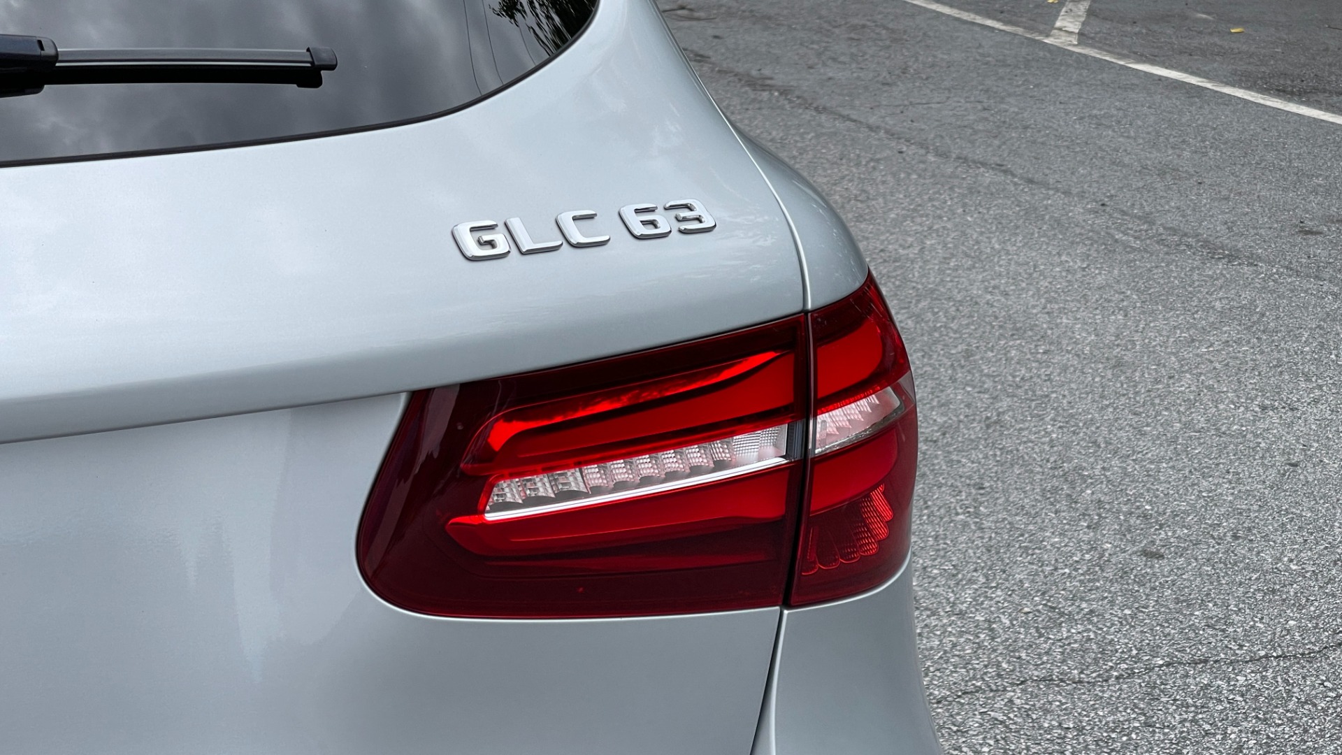 Used 2019 Mercedes-Benz GLC AMG GLC 63 / 4MATIC+ / PANORAMIC ROOF / CARBON FIBER / LIGHT PACKAGE / PERF for sale Sold at Formula Imports in Charlotte NC 28227 16