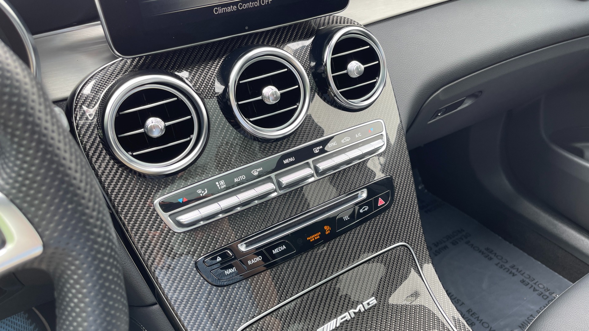 Used 2019 Mercedes-Benz GLC AMG GLC 63 / 4MATIC+ / PANORAMIC ROOF / CARBON FIBER / LIGHT PACKAGE / PERF for sale Sold at Formula Imports in Charlotte NC 28227 32
