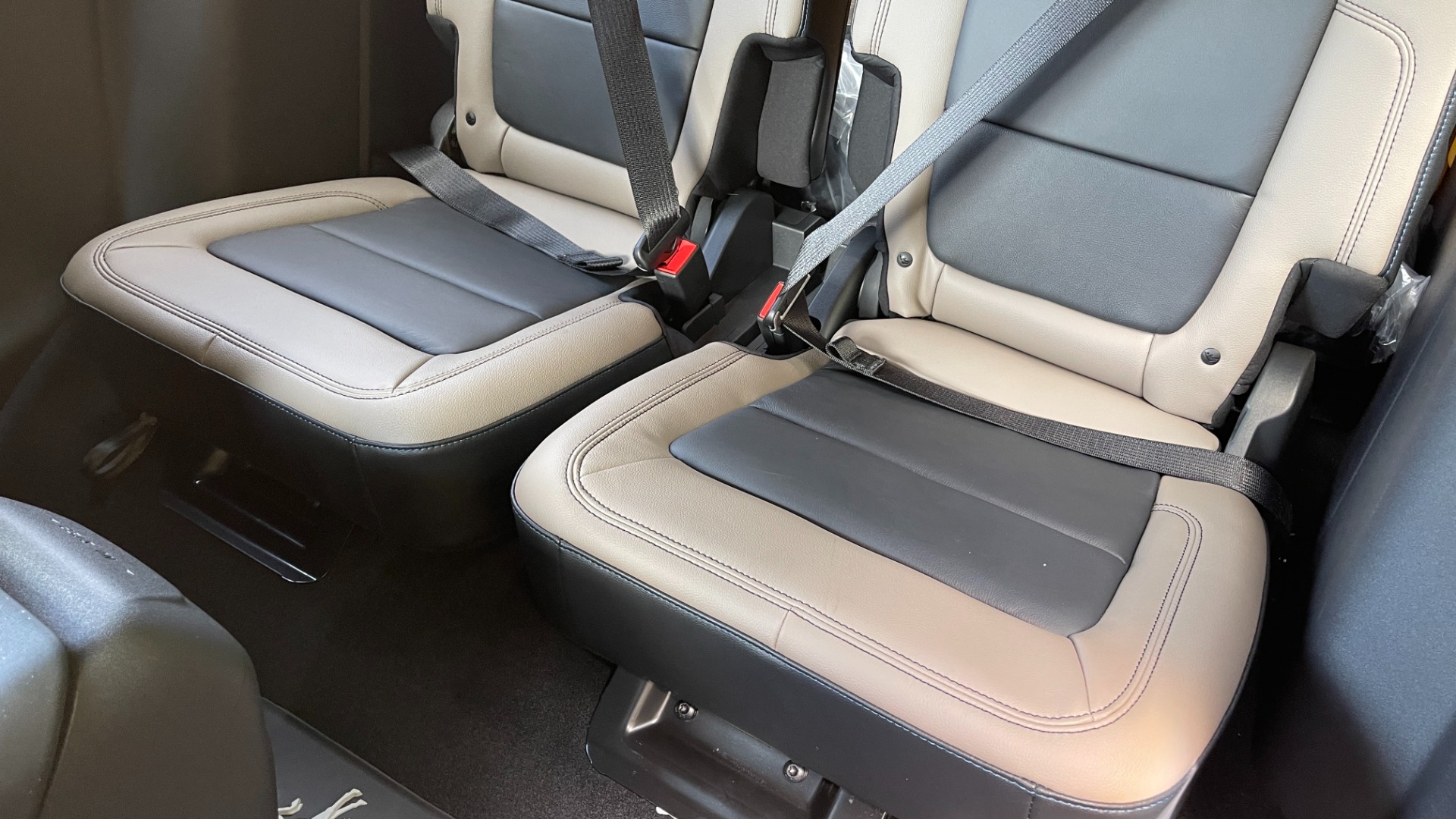 Used 2022 Ford Bronco ADVANCED WILDTRAK / CYBER ORANGE PAINT / HARD TOP / ADAPTIVE CRUISE for sale Sold at Formula Imports in Charlotte NC 28227 26