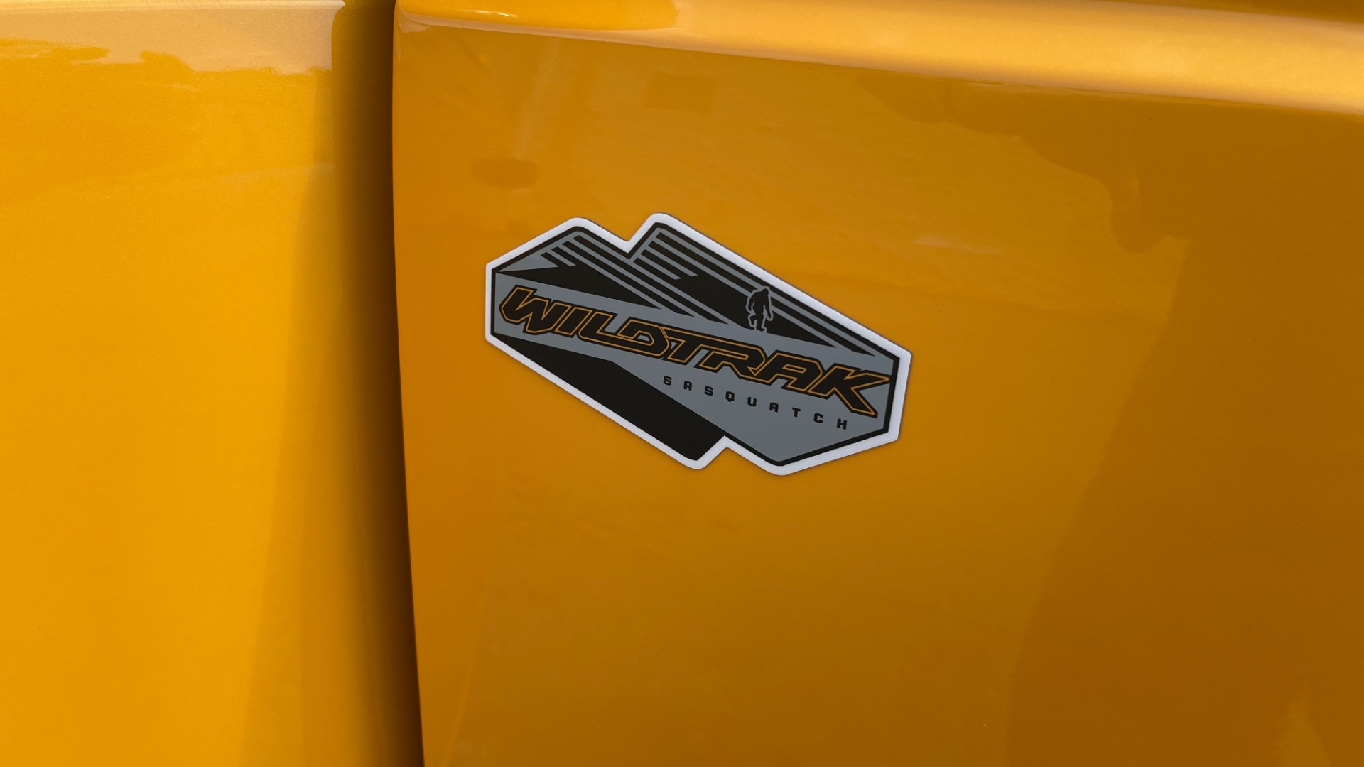 Used 2022 Ford Bronco ADVANCED WILDTRAK / CYBER ORANGE PAINT / HARD TOP / ADAPTIVE CRUISE for sale Sold at Formula Imports in Charlotte NC 28227 42