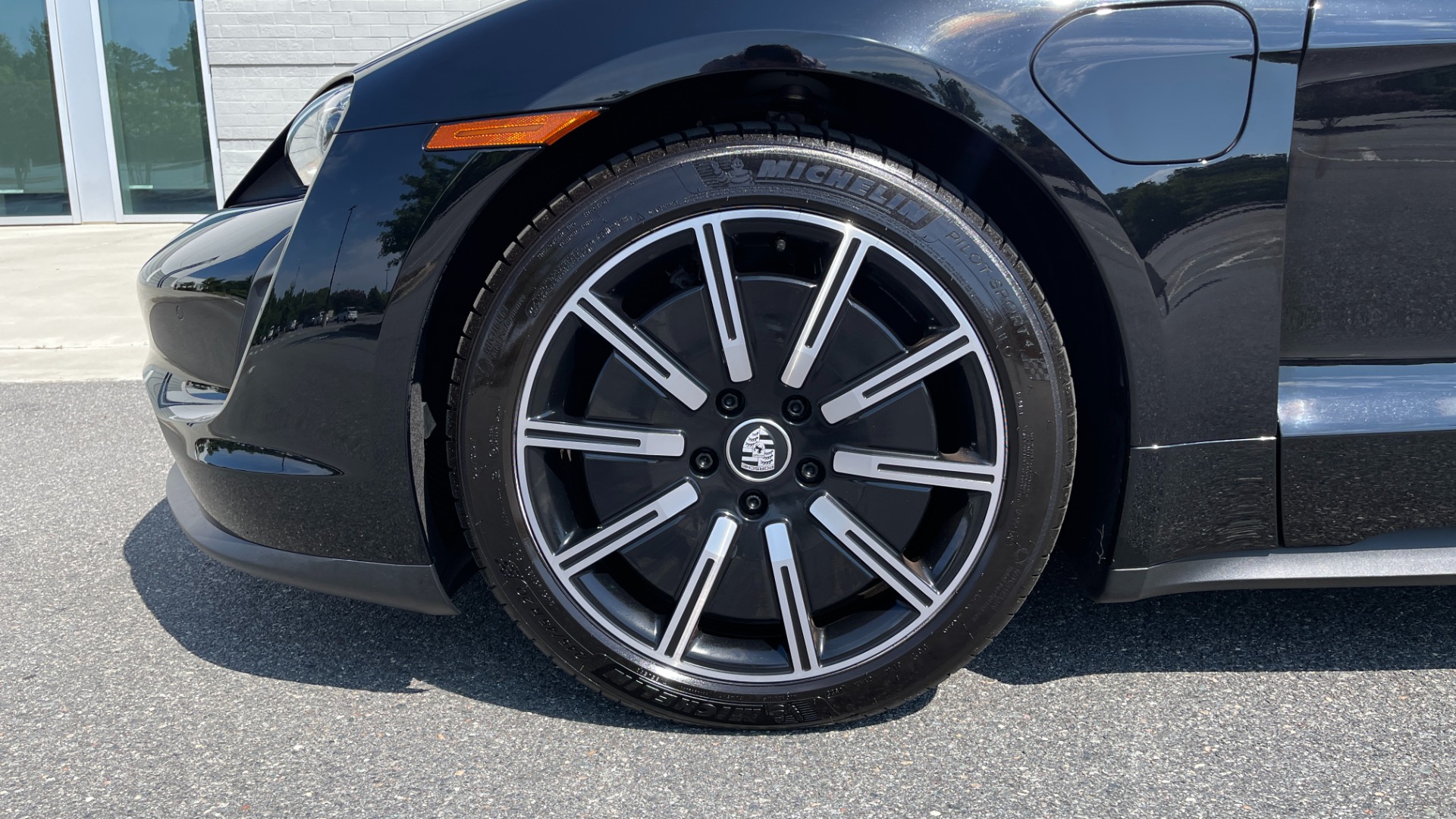 Used 2022 Porsche Taycan RWD / SPORT AERO WHEELS / PERF PLUS BATTERY / PREMIUM / DYNAMIC LIGHTS for sale Sold at Formula Imports in Charlotte NC 28227 49