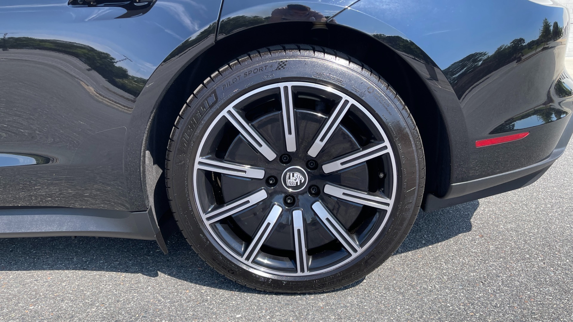 Used 2022 Porsche Taycan RWD / SPORT AERO WHEELS / PERF PLUS BATTERY / PREMIUM / DYNAMIC LIGHTS for sale Sold at Formula Imports in Charlotte NC 28227 50