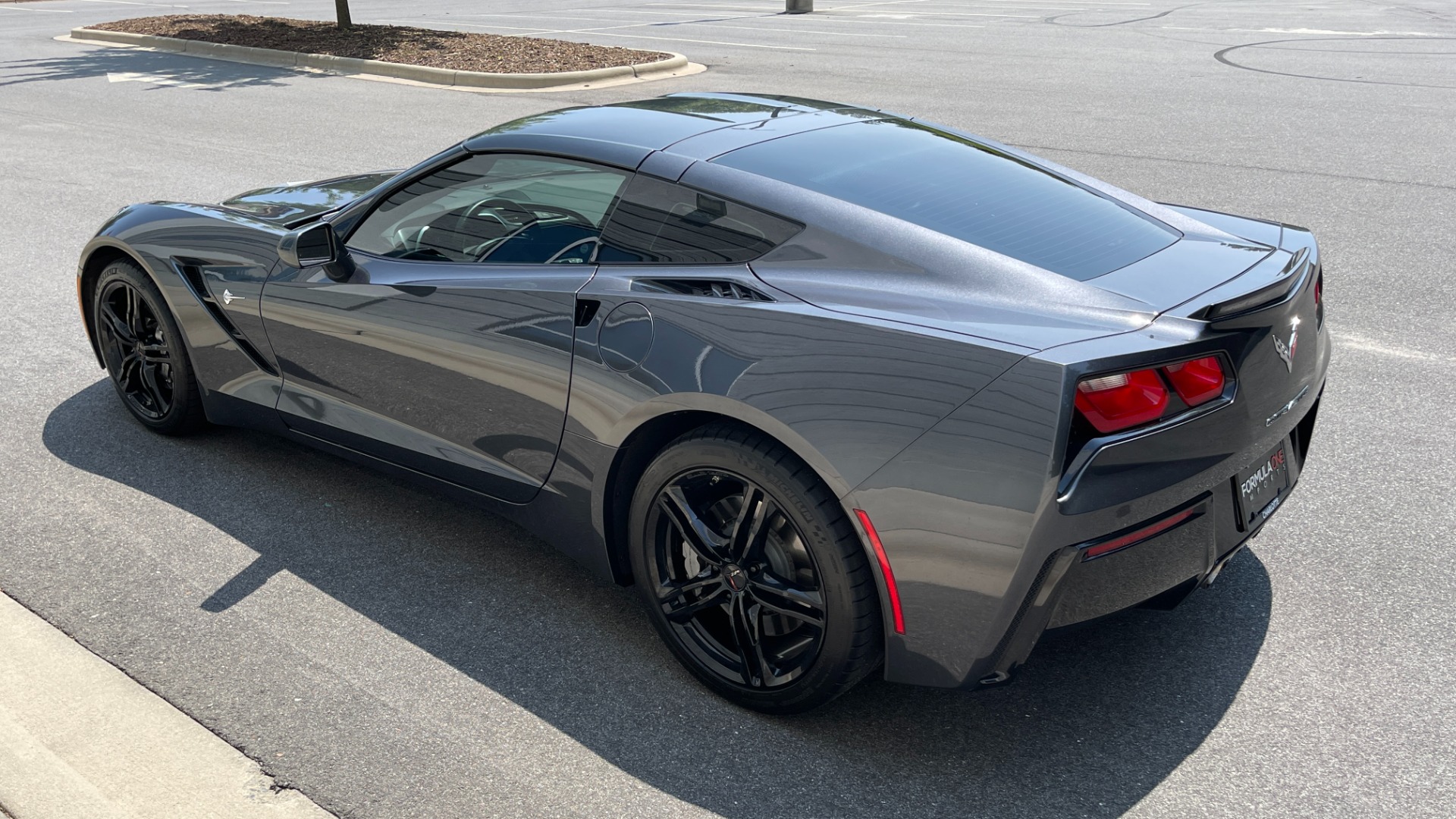 Used 2017 Chevrolet Corvette 1LT / 8SPD AUTO / 6.2L V8 / REMOTE START / PADDLE SHIFTERS for sale $52,995 at Formula Imports in Charlotte NC 28227 10
