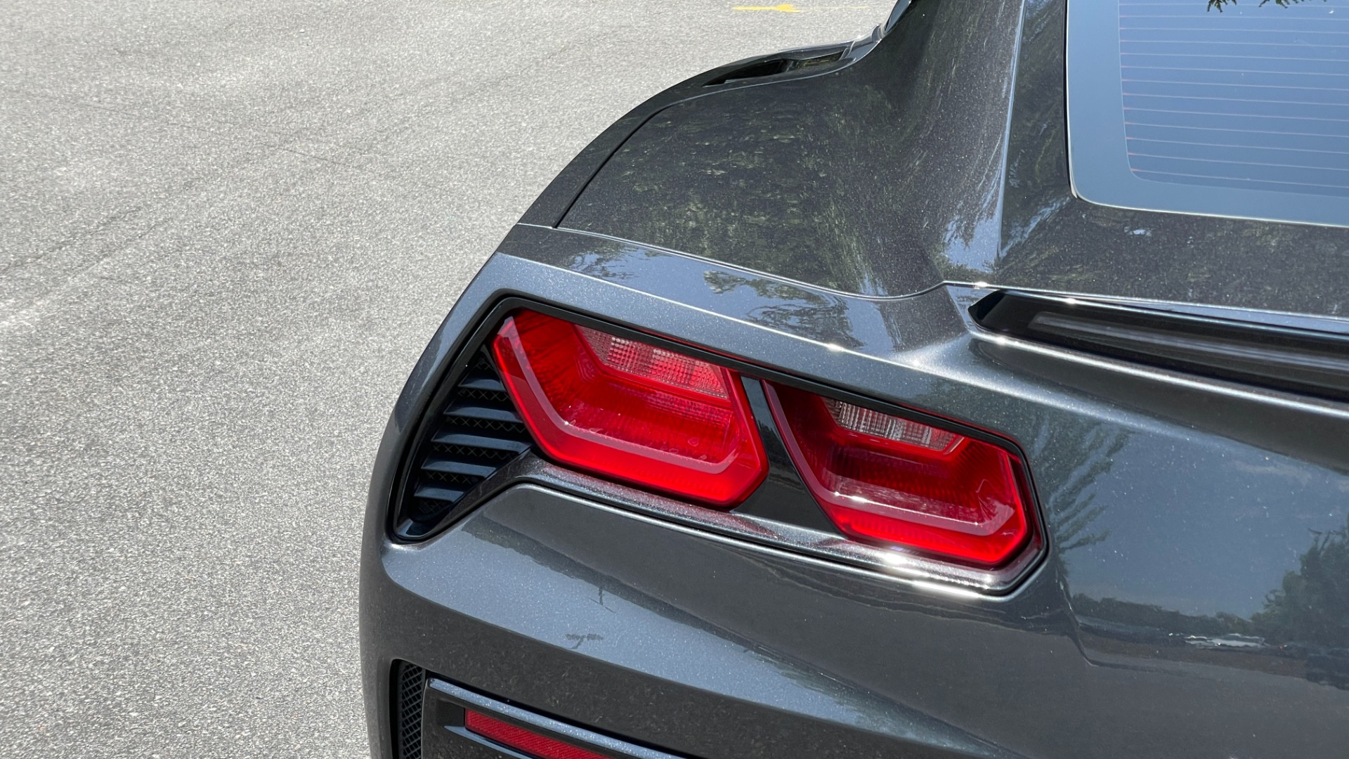 Used 2017 Chevrolet Corvette 1LT / 8SPD AUTO / 6.2L V8 / REMOTE START / PADDLE SHIFTERS for sale $52,995 at Formula Imports in Charlotte NC 28227 31