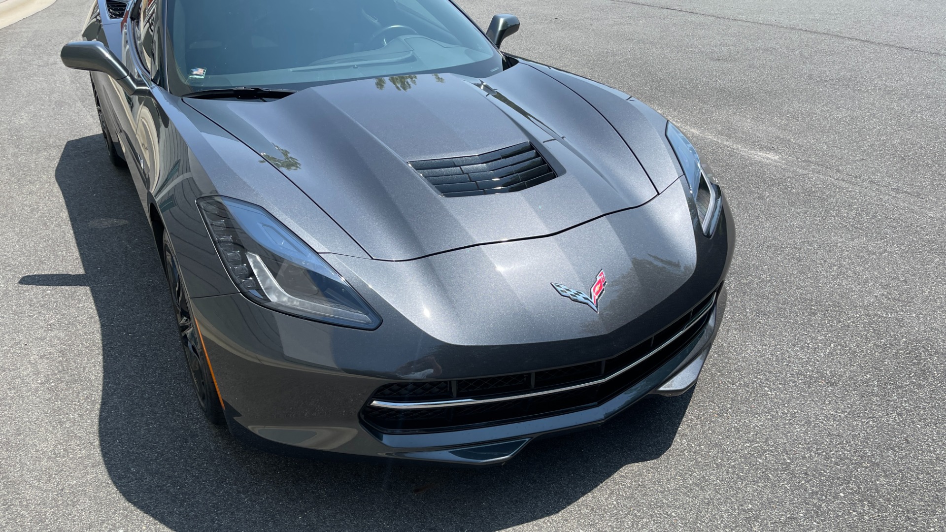 Used 2017 Chevrolet Corvette 1LT / 8SPD AUTO / 6.2L V8 / REMOTE START / PADDLE SHIFTERS for sale $52,995 at Formula Imports in Charlotte NC 28227 5