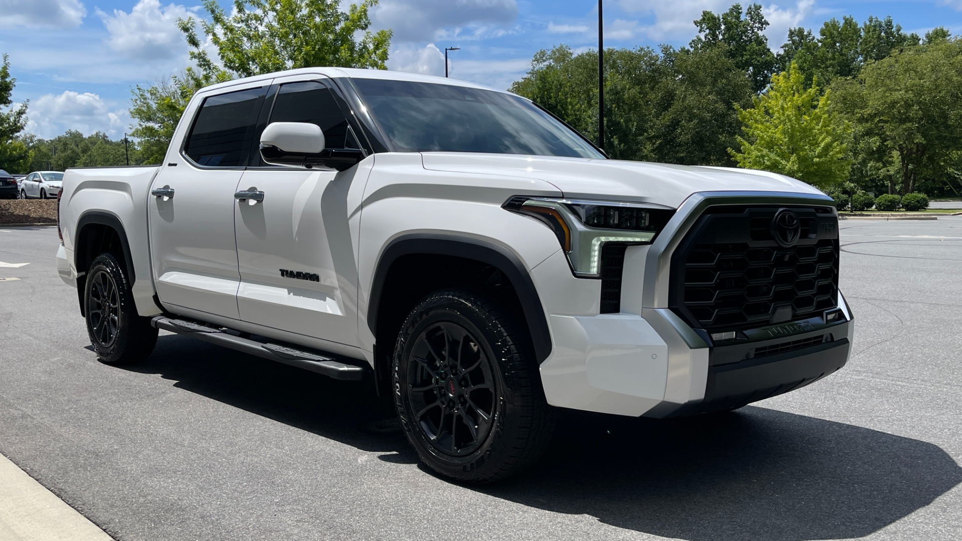 Used 2022 Toyota Tundra 4WD LIMITED / CONSOLE SAFE / BLACK BADGES / TRD OFFROAD / PANORAMIC for sale $72,985 at Formula Imports in Charlotte NC 28227 2