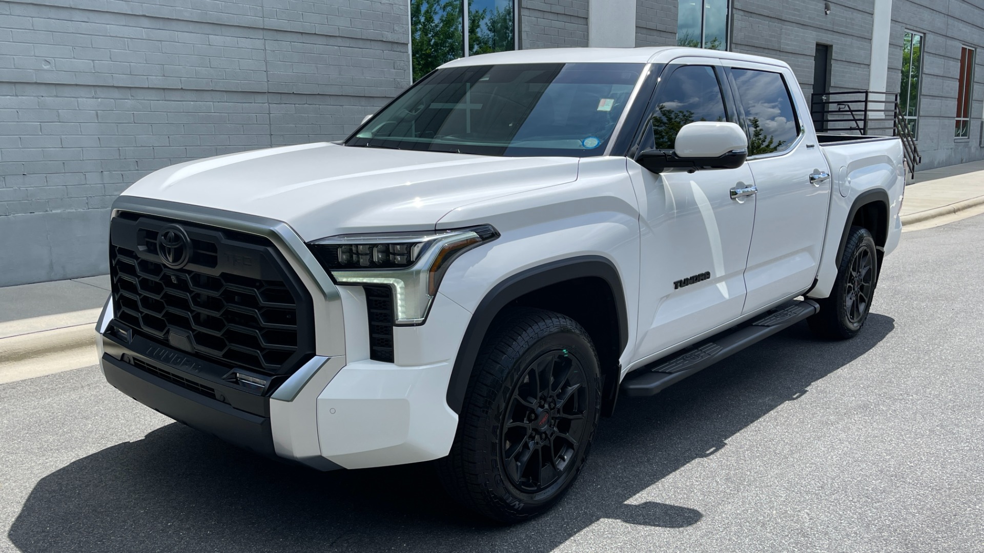 Used 2022 Toyota Tundra 4WD LIMITED / CONSOLE SAFE / BLACK BADGES / TRD OFFROAD / PANORAMIC for sale Sold at Formula Imports in Charlotte NC 28227 6
