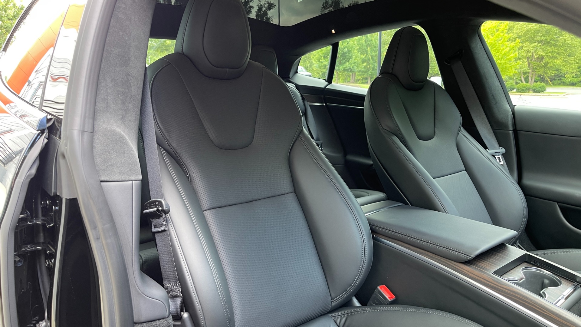 Used 2022 Tesla Model S ELECTRIC / FULL SELF DRIVING / 21IN WHEELS / MOBILE CHARGER / WALNUT TRIM for sale Sold at Formula Imports in Charlotte NC 28227 14
