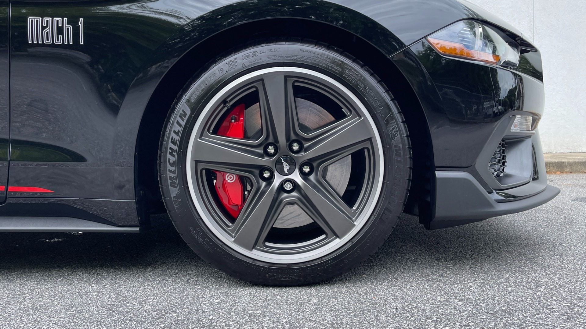 Used 2021 Ford Mustang MACH 1 / 10SPD / RECAROS / ELITE PACKAGE for sale $51,979 at Formula Imports in Charlotte NC 28227 32