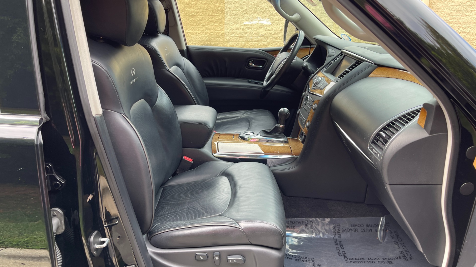 Used 2012 INFINITI QX56 7 PASSENGER / THEATER PACKAGE / HEATED SEATS / NAV / REARVIEW for sale Sold at Formula Imports in Charlotte NC 28227 10