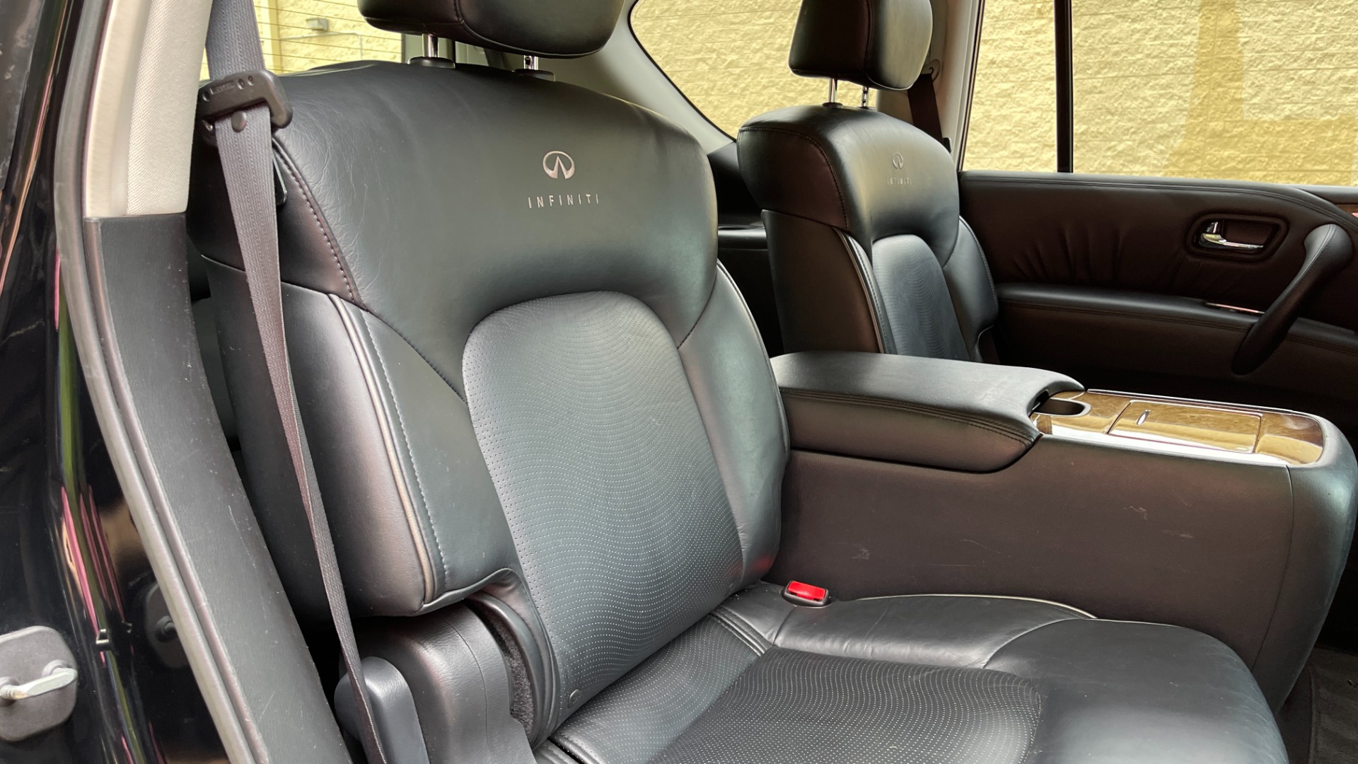 Used 2012 INFINITI QX56 7 PASSENGER / THEATER PACKAGE / HEATED SEATS / NAV / REARVIEW for sale Sold at Formula Imports in Charlotte NC 28227 15