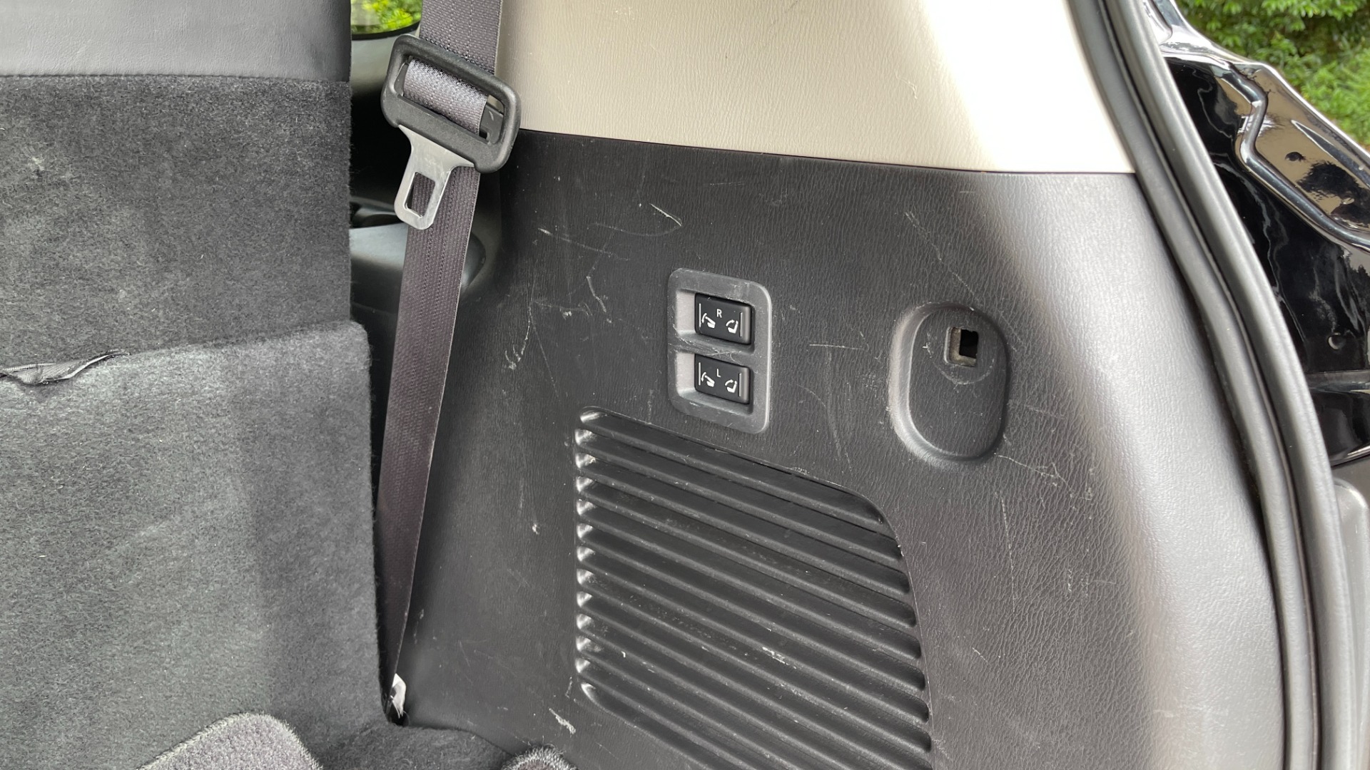Used 2012 INFINITI QX56 7 PASSENGER / THEATER PACKAGE / HEATED SEATS / NAV / REARVIEW for sale Sold at Formula Imports in Charlotte NC 28227 47