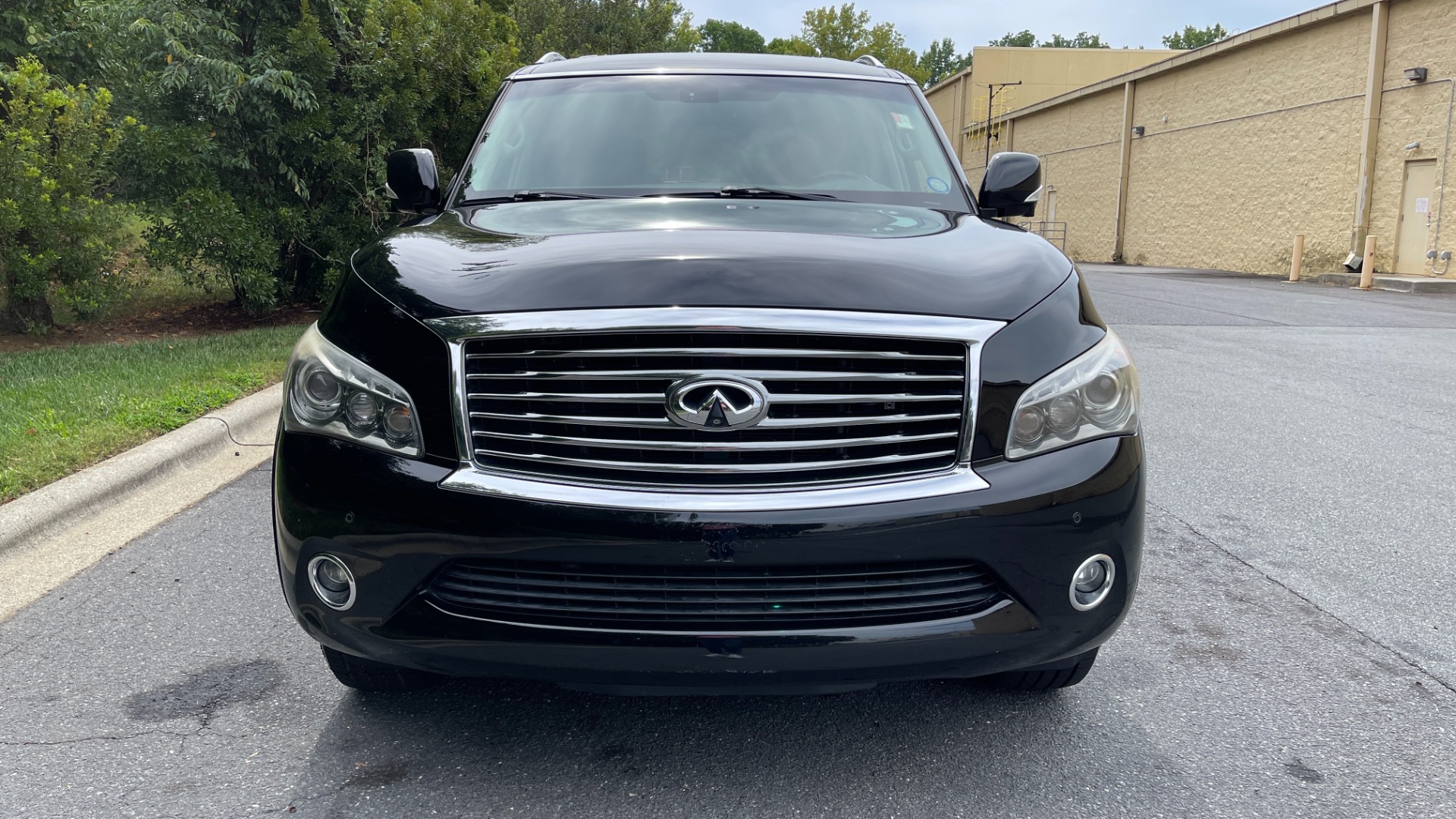 Used 2012 INFINITI QX56 7 PASSENGER / THEATER PACKAGE / HEATED SEATS / NAV / REARVIEW for sale Sold at Formula Imports in Charlotte NC 28227 6