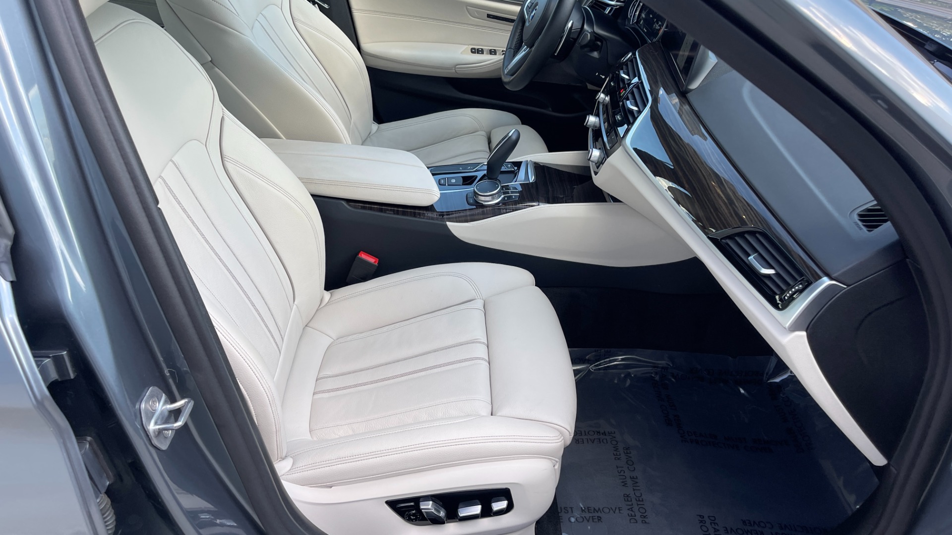 Used 2019 BMW 5 Series 540i xDrive / M SPORT PACKAGE / PREMIUM 2 PACKAGE / HARMAN KARDON SOUND / H for sale $44,995 at Formula Imports in Charlotte NC 28227 15