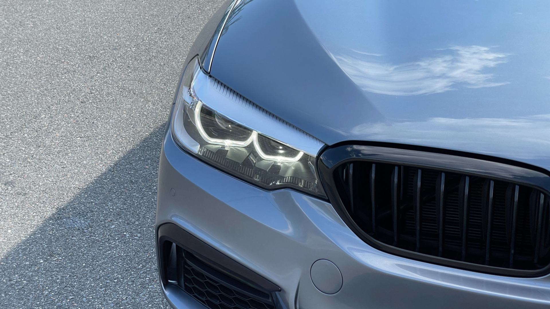 Used 2019 BMW 5 Series 540i xDrive / M SPORT PACKAGE / PREMIUM 2 PACKAGE / HARMAN KARDON SOUND / H for sale Sold at Formula Imports in Charlotte NC 28227 31