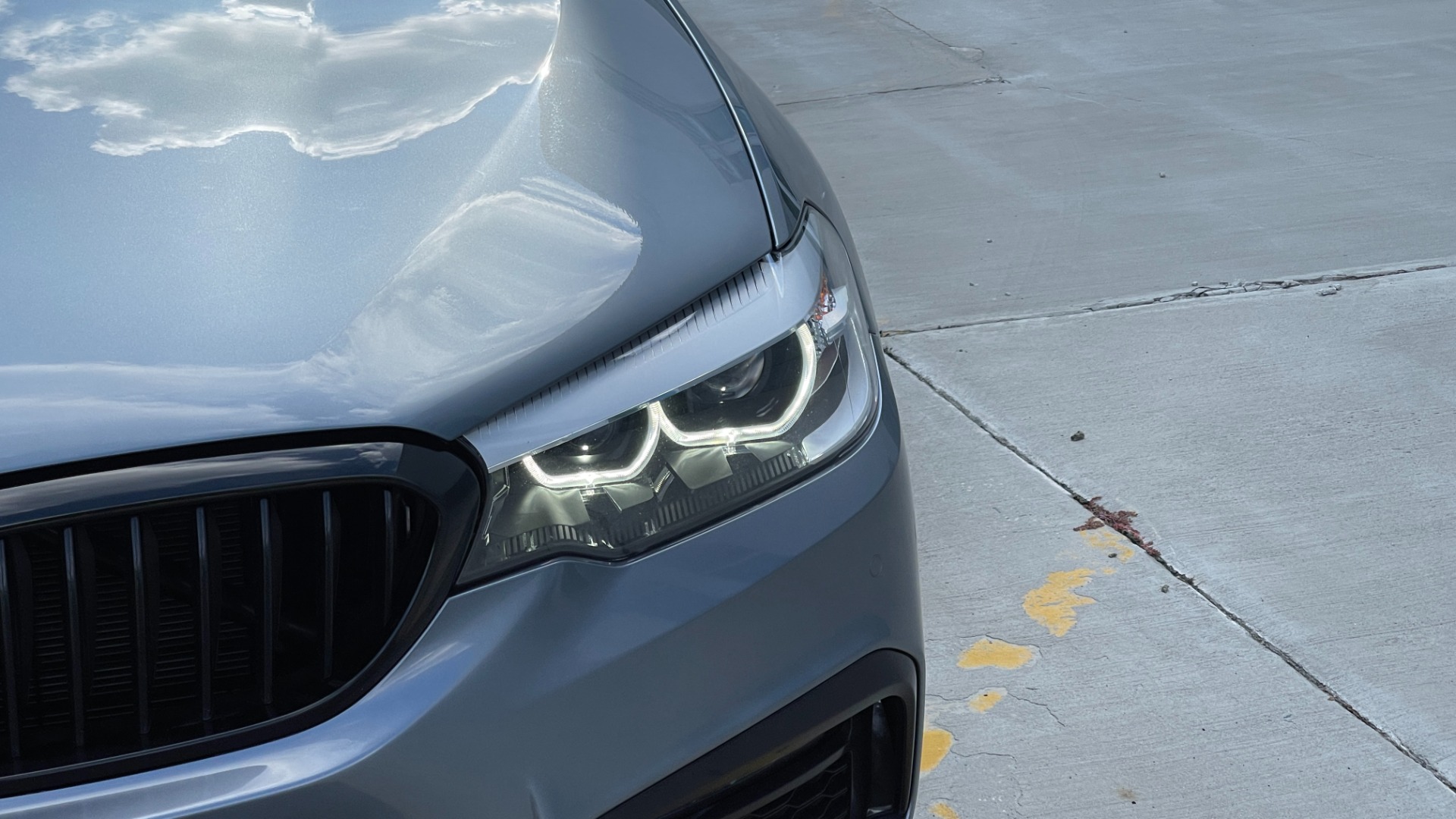 Used 2019 BMW 5 Series 540i xDrive / M SPORT PACKAGE / PREMIUM 2 PACKAGE / HARMAN KARDON SOUND / H for sale Sold at Formula Imports in Charlotte NC 28227 32
