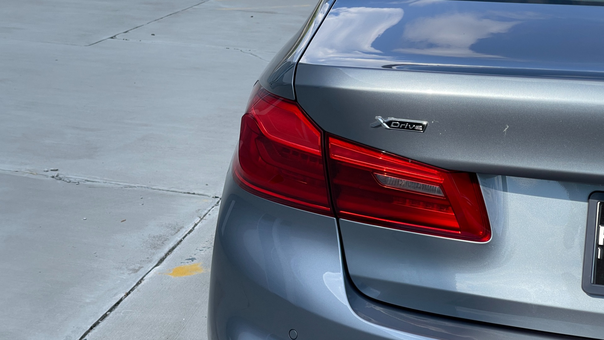 Used 2019 BMW 5 Series 540i xDrive / M SPORT PACKAGE / PREMIUM 2 PACKAGE / HARMAN KARDON SOUND / H for sale Sold at Formula Imports in Charlotte NC 28227 34