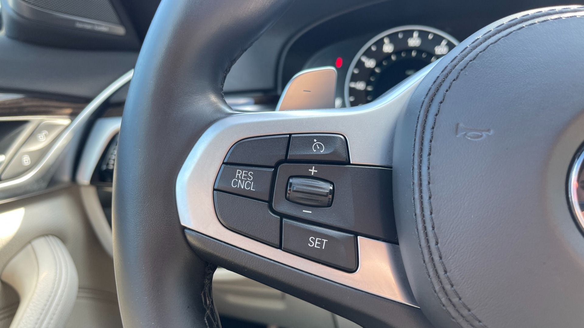 Used 2019 BMW 5 Series 540i xDrive / M SPORT PACKAGE / PREMIUM 2 PACKAGE / HARMAN KARDON SOUND / H for sale Sold at Formula Imports in Charlotte NC 28227 40