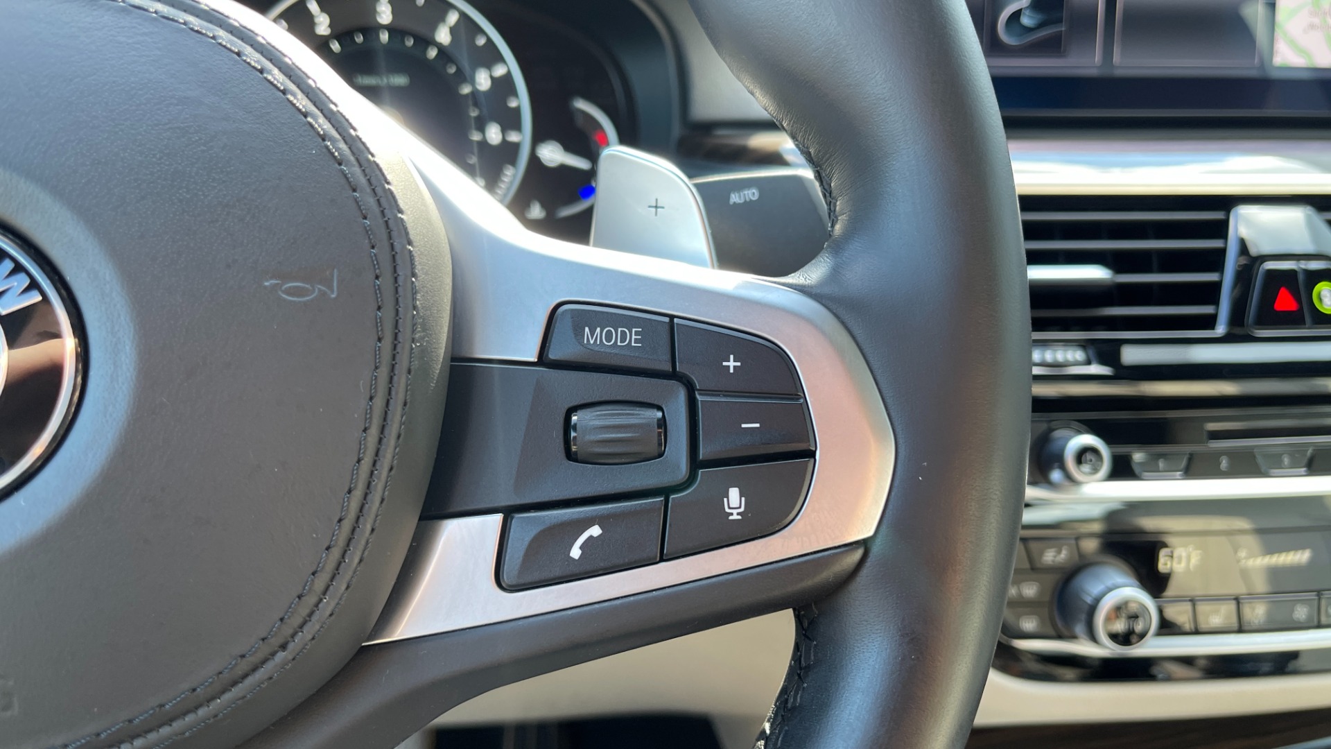 Used 2019 BMW 5 Series 540i xDrive / M SPORT PACKAGE / PREMIUM 2 PACKAGE / HARMAN KARDON SOUND / H for sale Sold at Formula Imports in Charlotte NC 28227 41