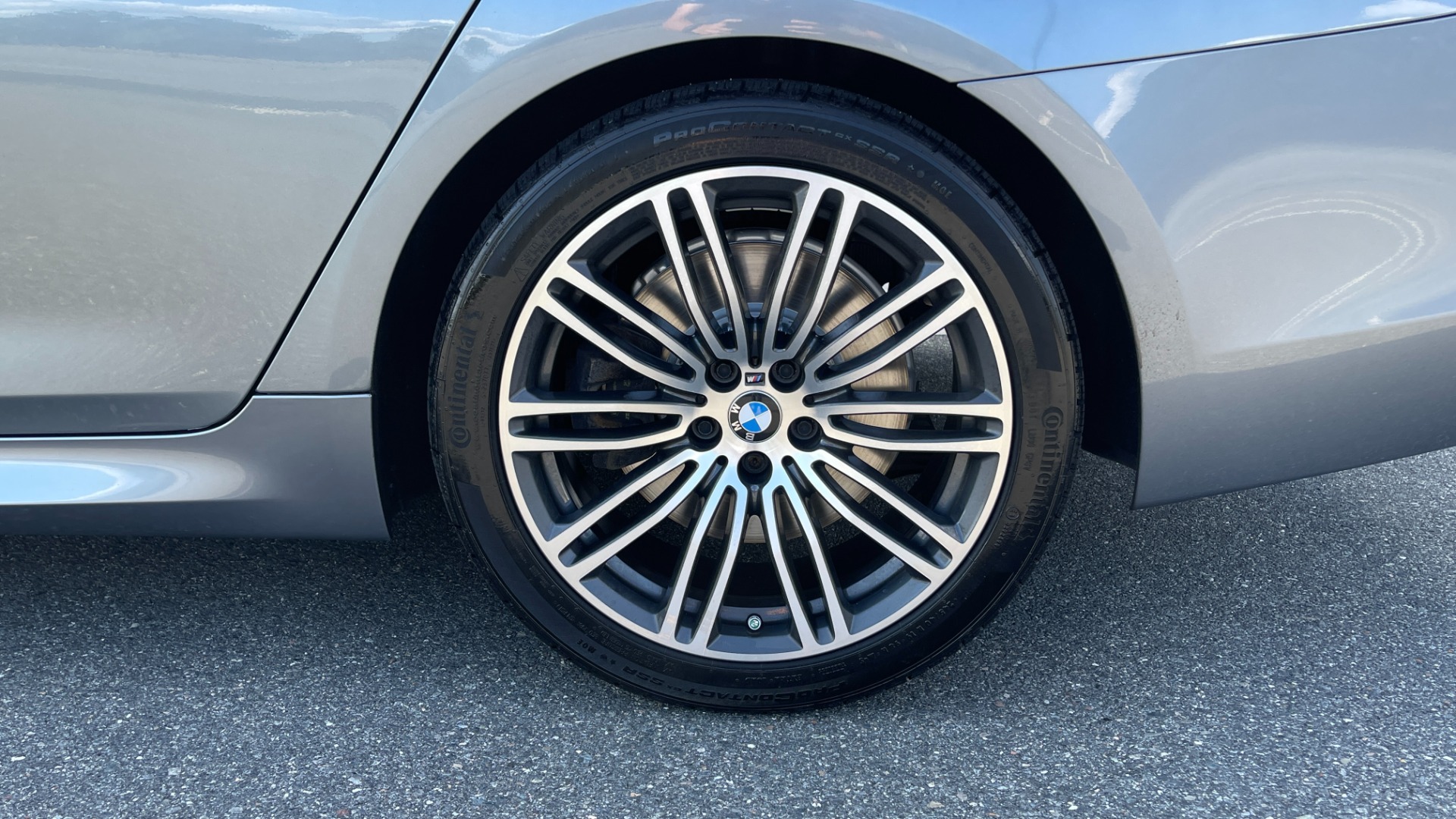 Used 2019 BMW 5 Series 540i xDrive / M SPORT PACKAGE / PREMIUM 2 PACKAGE / HARMAN KARDON SOUND / H for sale Sold at Formula Imports in Charlotte NC 28227 44