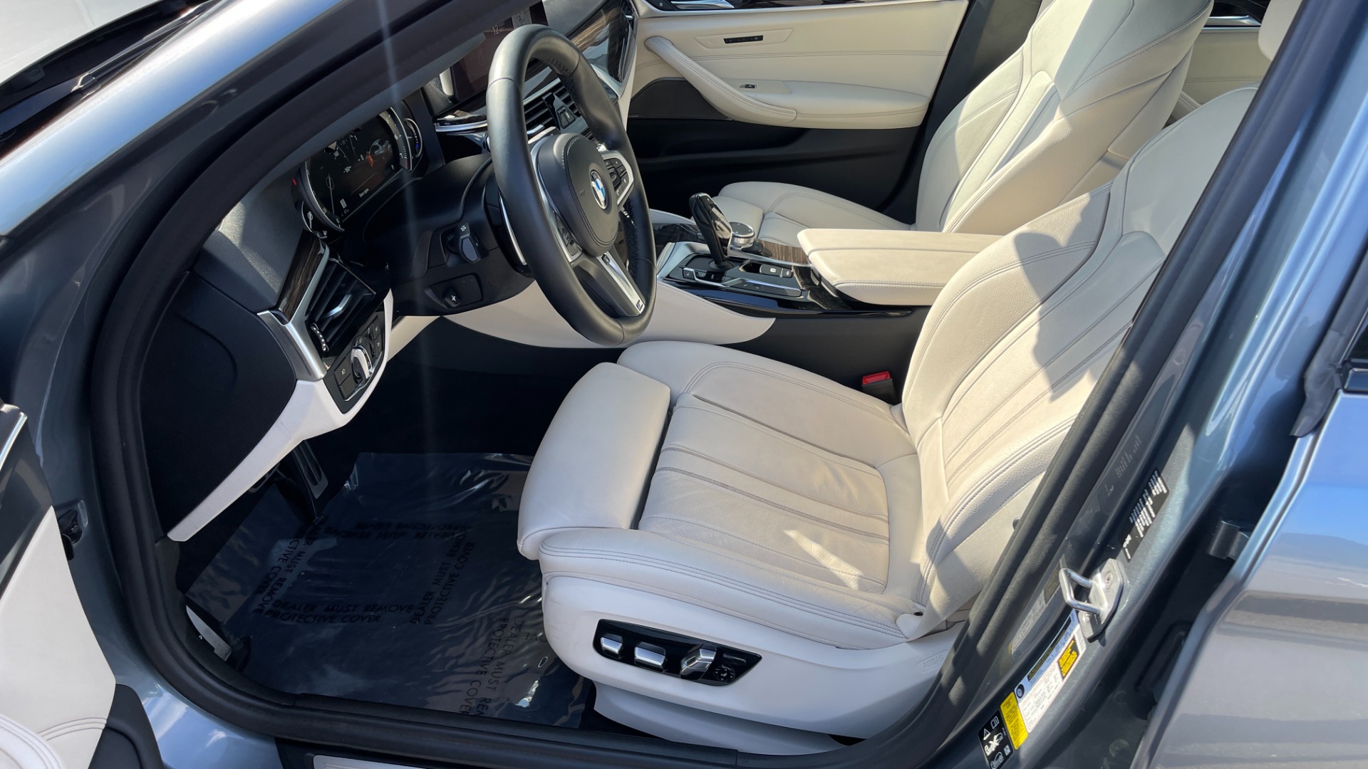 Used 2019 BMW 5 Series 540i xDrive / M SPORT PACKAGE / PREMIUM 2 PACKAGE / HARMAN KARDON SOUND / H for sale Sold at Formula Imports in Charlotte NC 28227 9