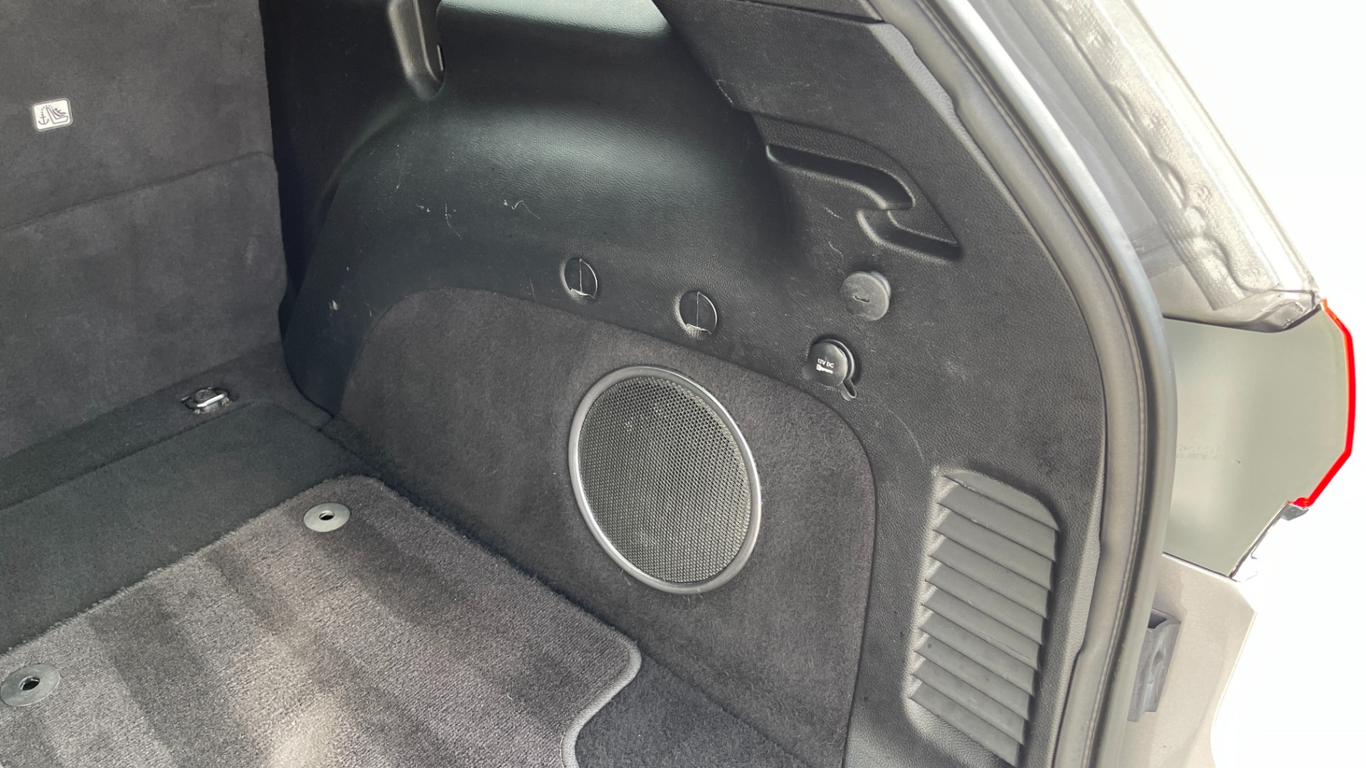 Used 2019 Jeep Grand Cherokee Overland / V6 / LEATHER / POWER TAILGATE / 20IN WHEELS / PANORAMIC SUNROOF for sale Sold at Formula Imports in Charlotte NC 28227 20