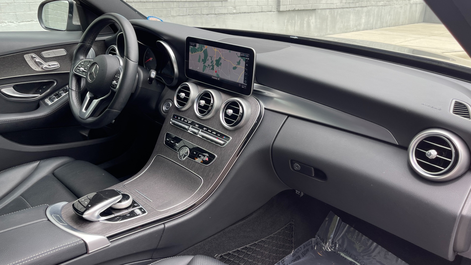 Used 2019 Mercedes-Benz C-Class C 300 / BURMESTER SOUND / PANORAMIC ROOF / WIRELESS CHARING for sale $33,995 at Formula Imports in Charlotte NC 28227 10