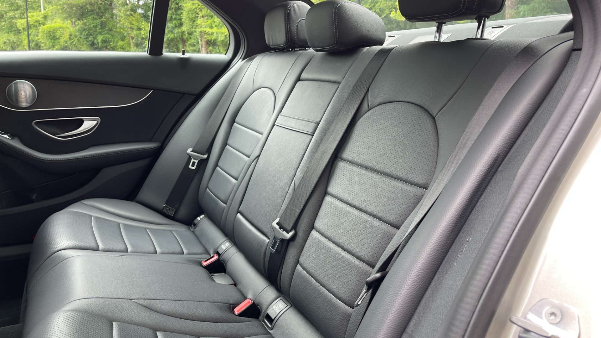 Used 2019 Mercedes-Benz C-Class C 300 / BURMESTER SOUND / PANORAMIC ROOF / WIRELESS CHARING for sale $33,995 at Formula Imports in Charlotte NC 28227 16