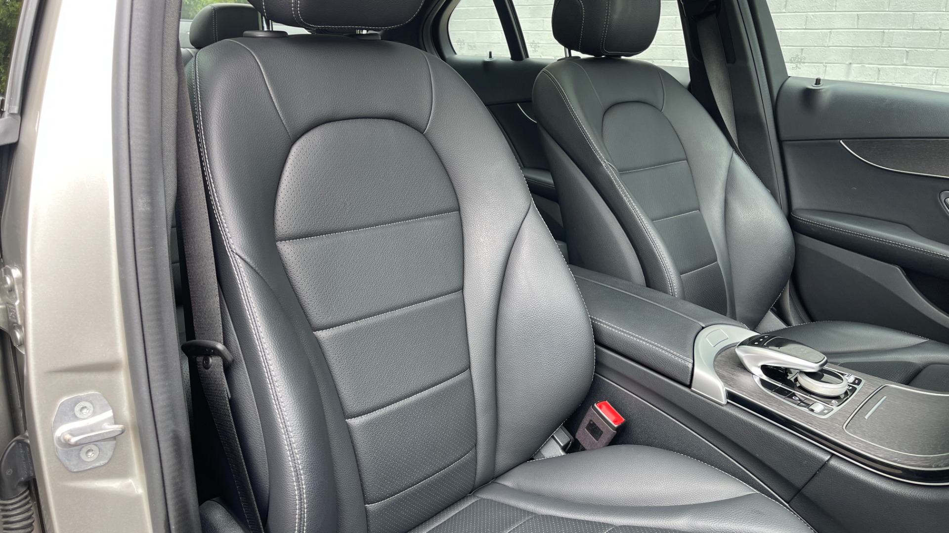 Used 2019 Mercedes-Benz C-Class C 300 / BURMESTER SOUND / PANORAMIC ROOF / WIRELESS CHARING for sale Sold at Formula Imports in Charlotte NC 28227 17